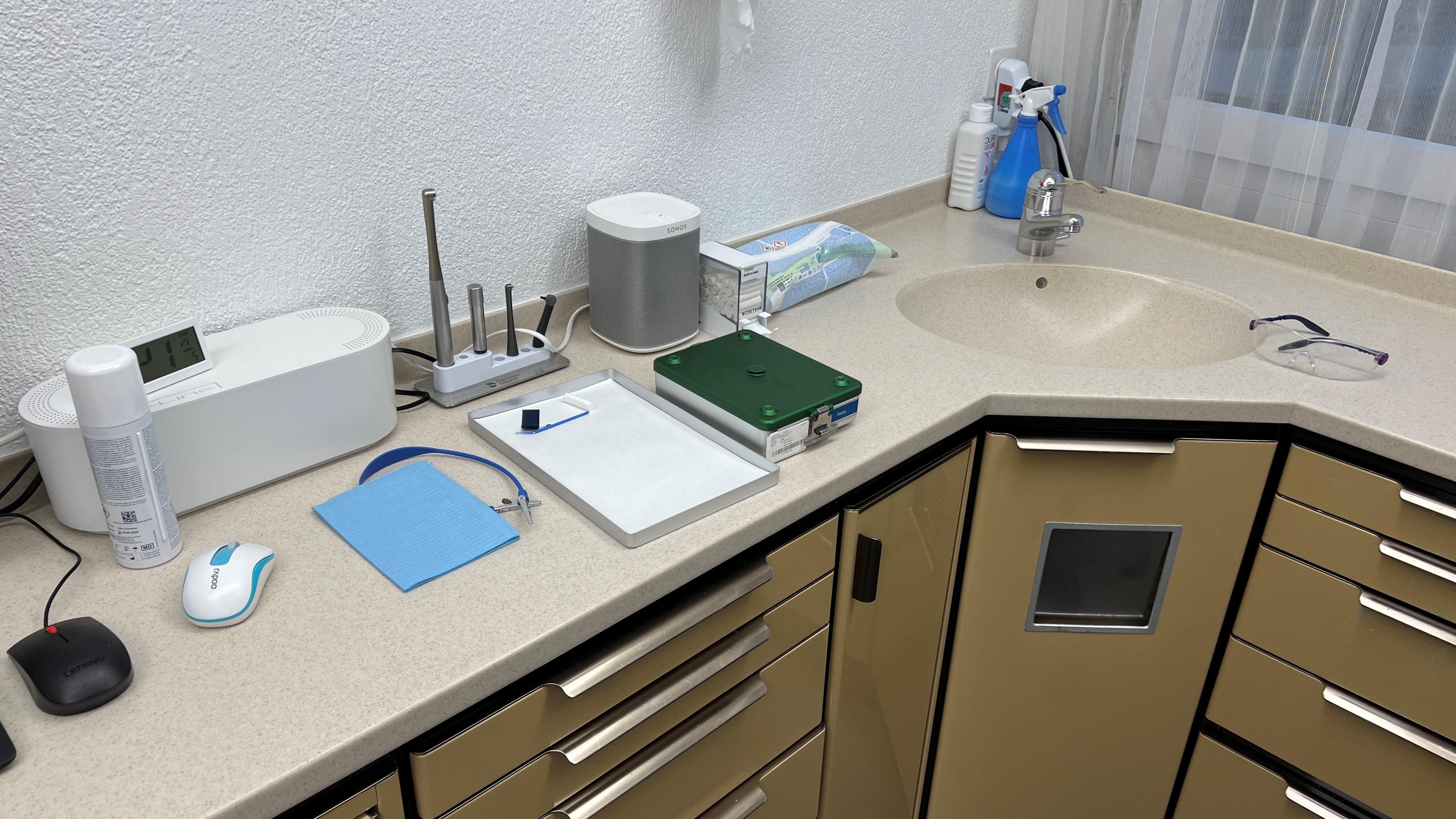 Vorbereitung Behandlung mit Containersystem