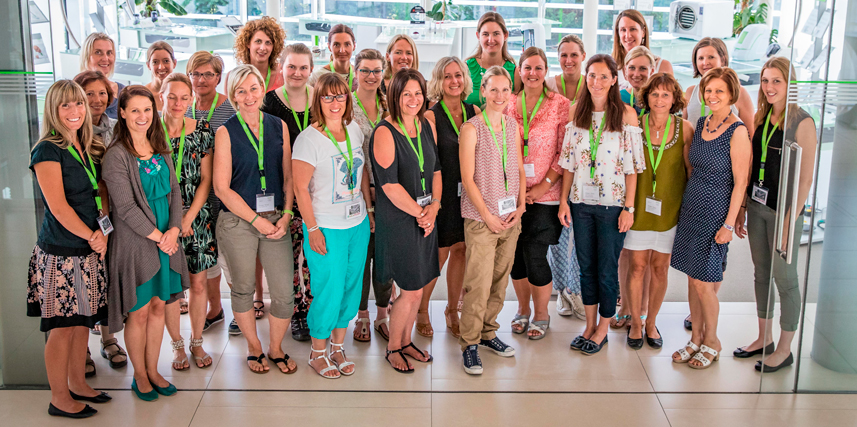 Die begeisterten Teilnehmerinnen des Spürnasen-Netzwerktreffens in Bürmoos.