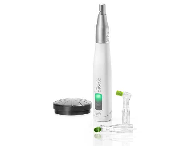 Simple and precise regulation of speed with wireless foot control.