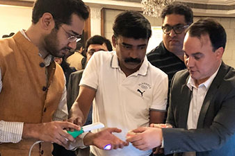 El nuevo escáner intraoral Planmeca Emerald, rápido y ligero, también fue el centro de atención de las presentaciones de productos.