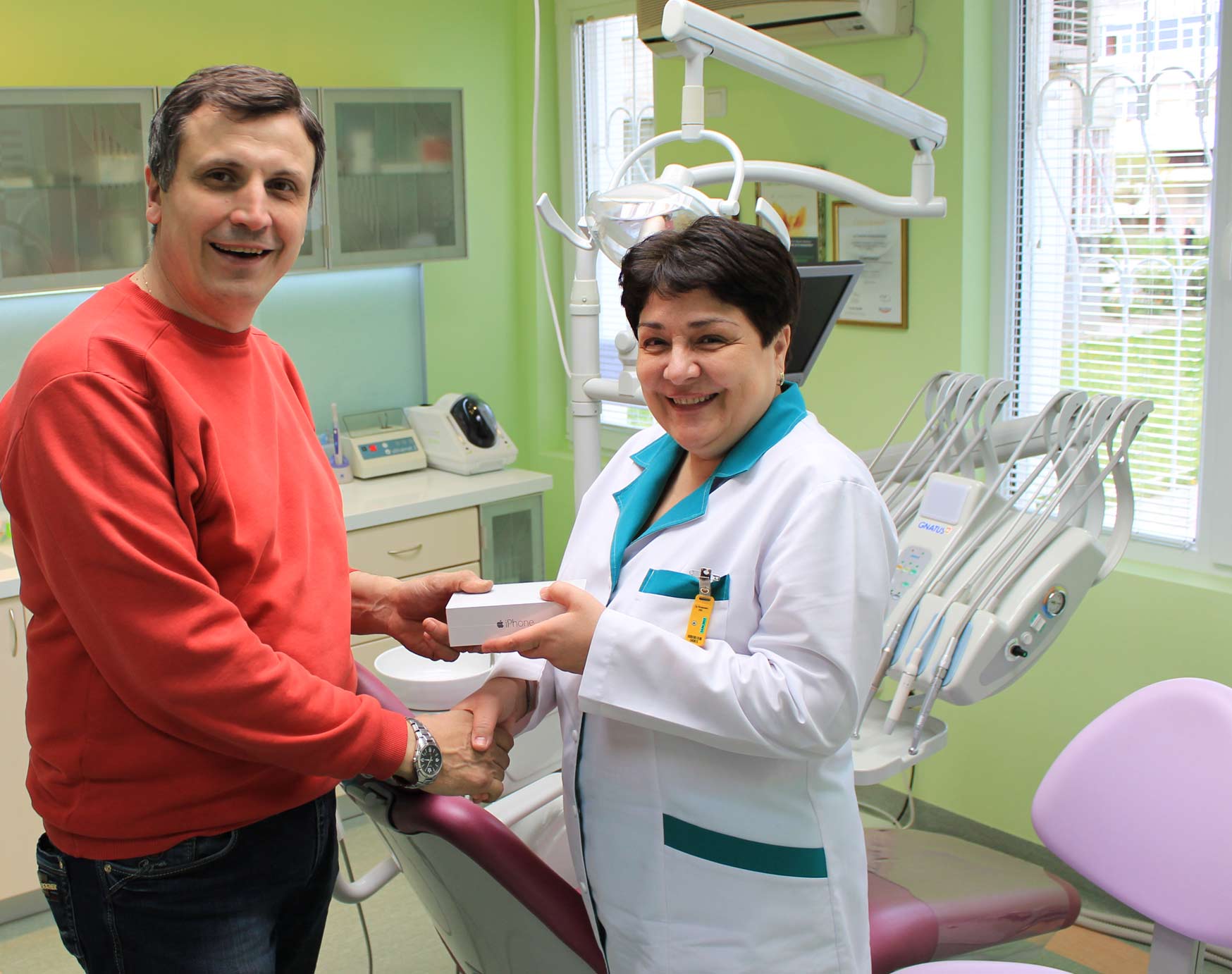 Dr. Maria Moldovanova (Bulgaria)