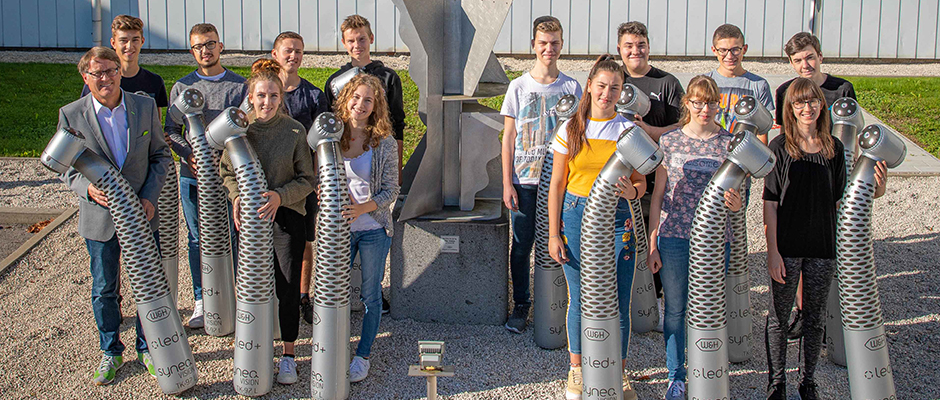 13 neue Lehrlinge bei W&H