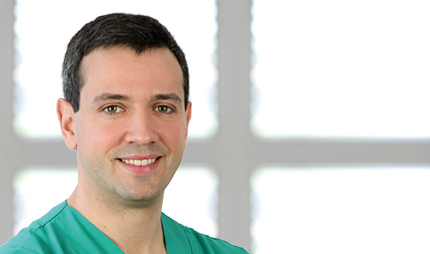 Dr Luis Martorell