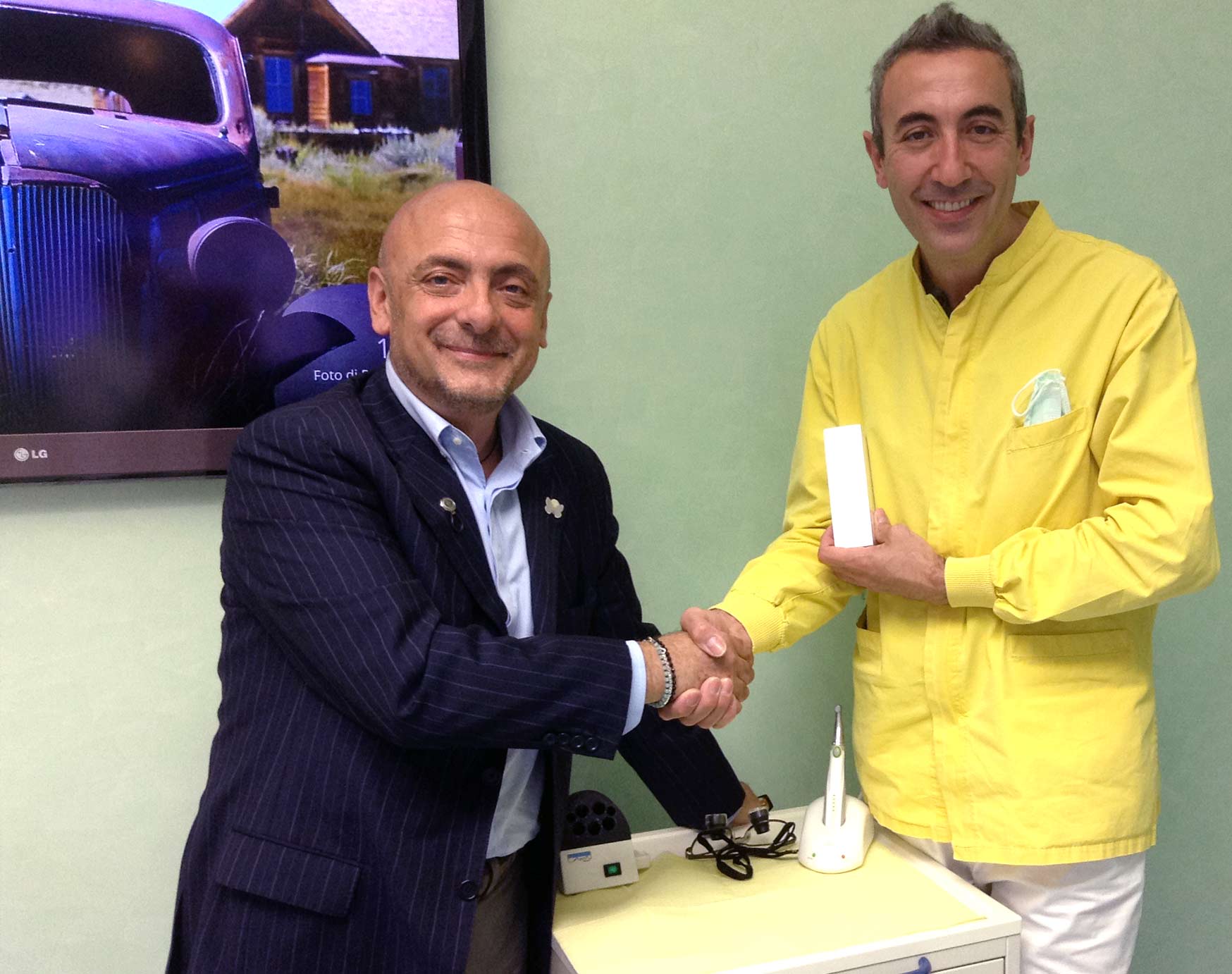 Dr. Alessandro Comella (Italien)