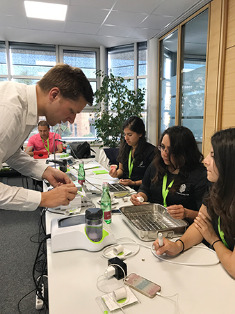 Hands-on Training zum Tigon+ mit Produktmanager Bernhard Eder.