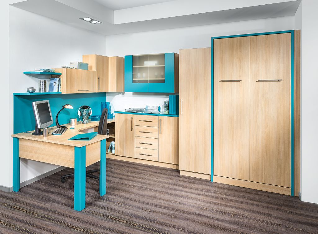 Jugendzimmer mit einem Eckschreibtisch und Klappbett in Dekor Buche und Lack Petrol