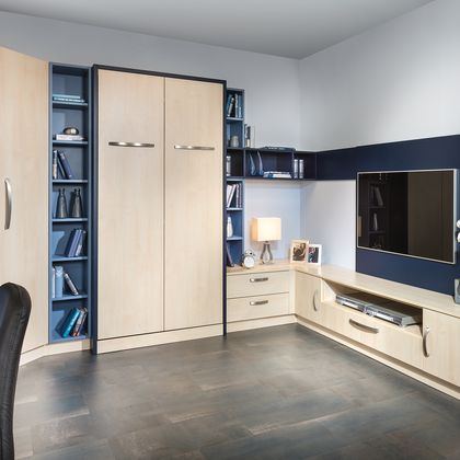 Jugendzimmer mit Klappbett