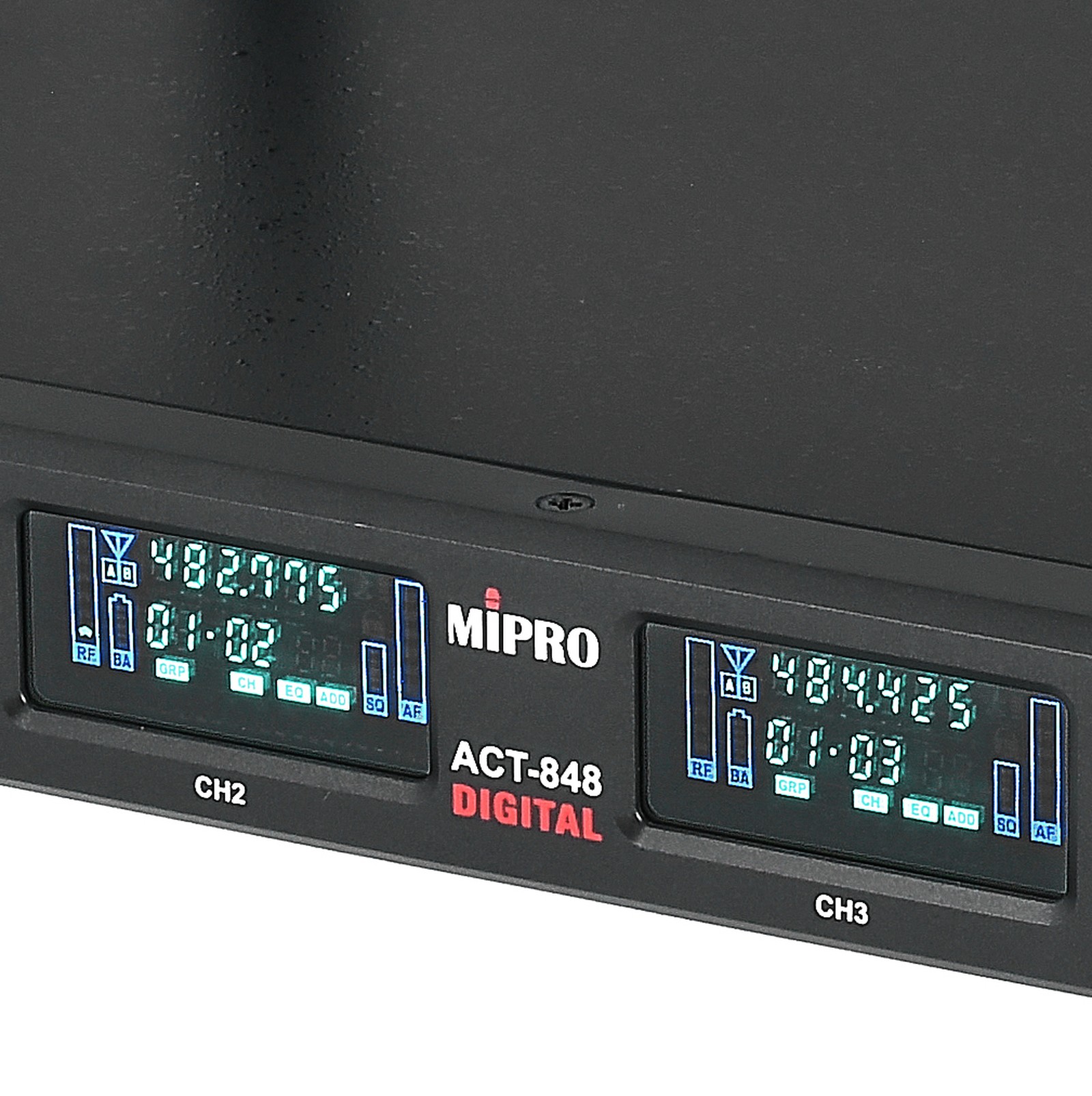 Display des Mipro ACT-848 482-554 MHz Empfängers