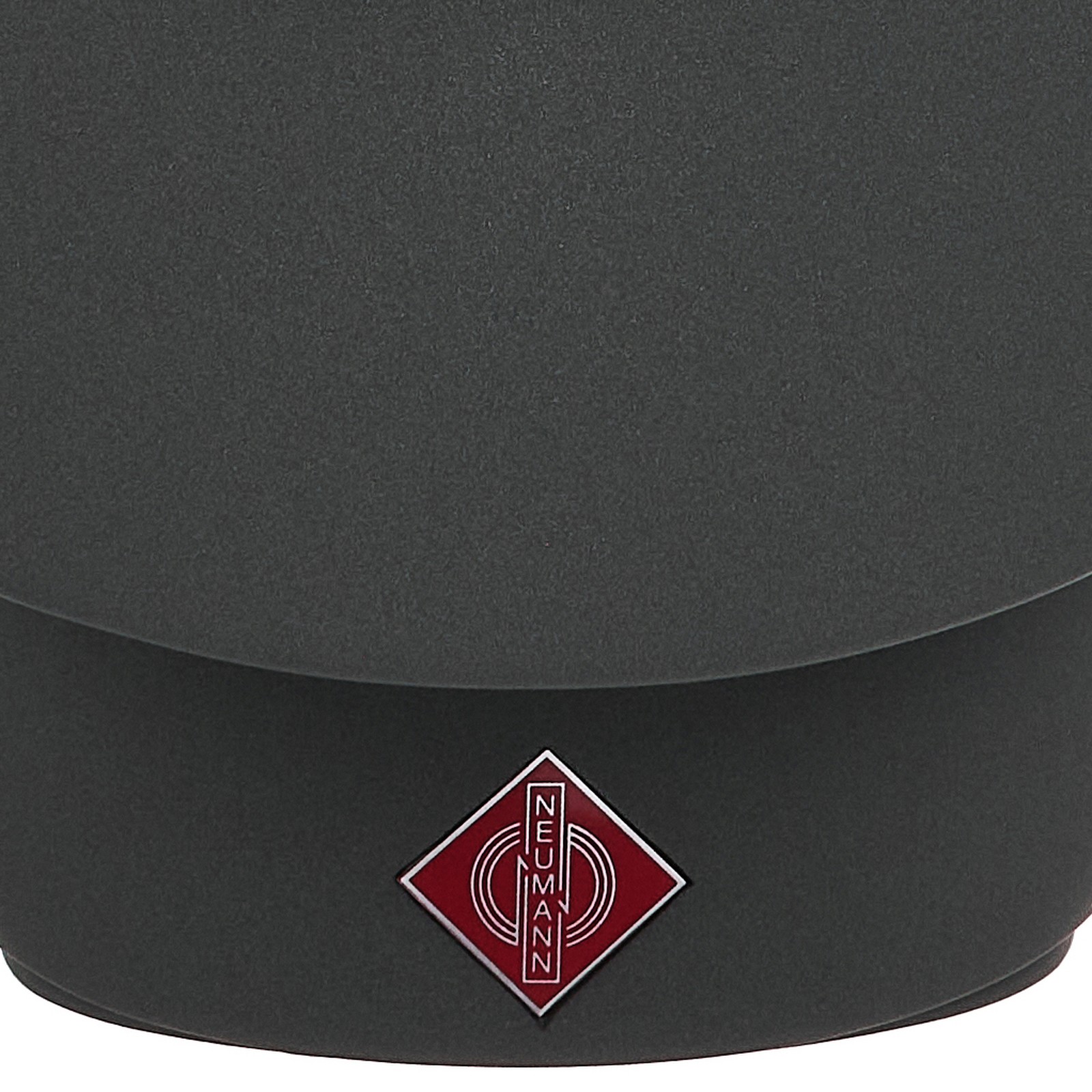 Detailed view of Neumann KU100 logo
