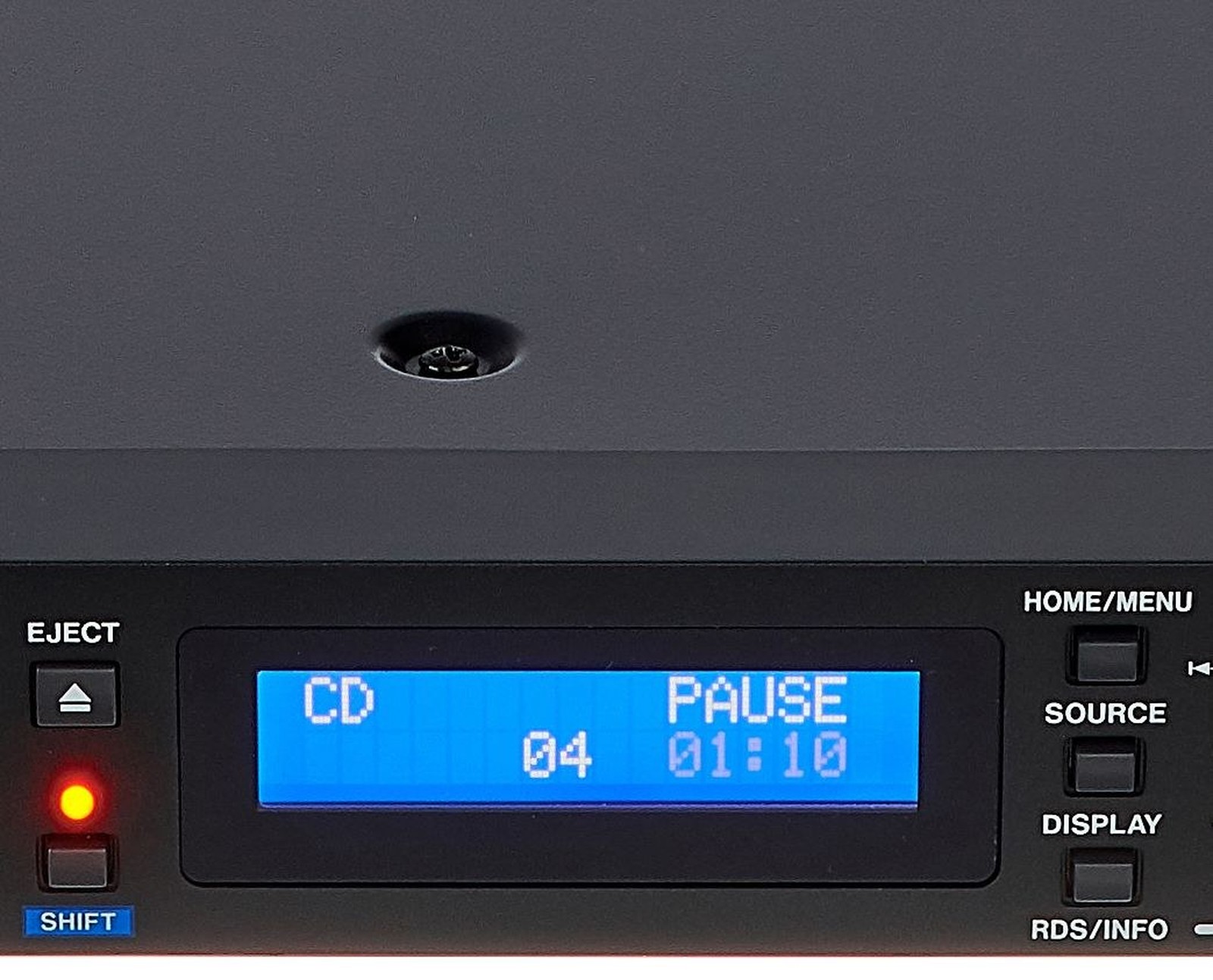 Detalle del Tascam CD-400U DAB Reproductor de CD/SD/USB con receptor de radio y Bluetooth