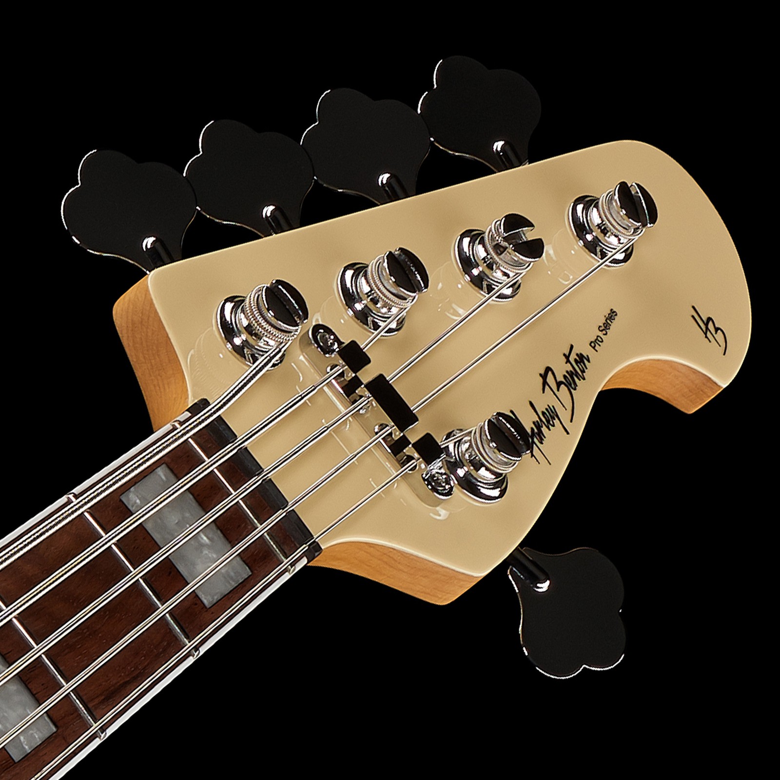 Harley Benton Kopfplatte vom E-Bass mit fünf Saiten