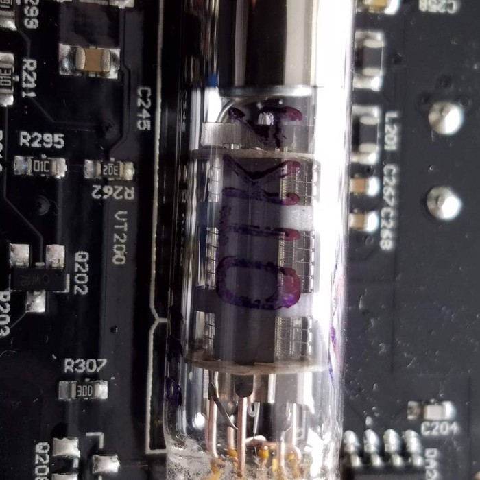 Circuito analógico con Nanotube