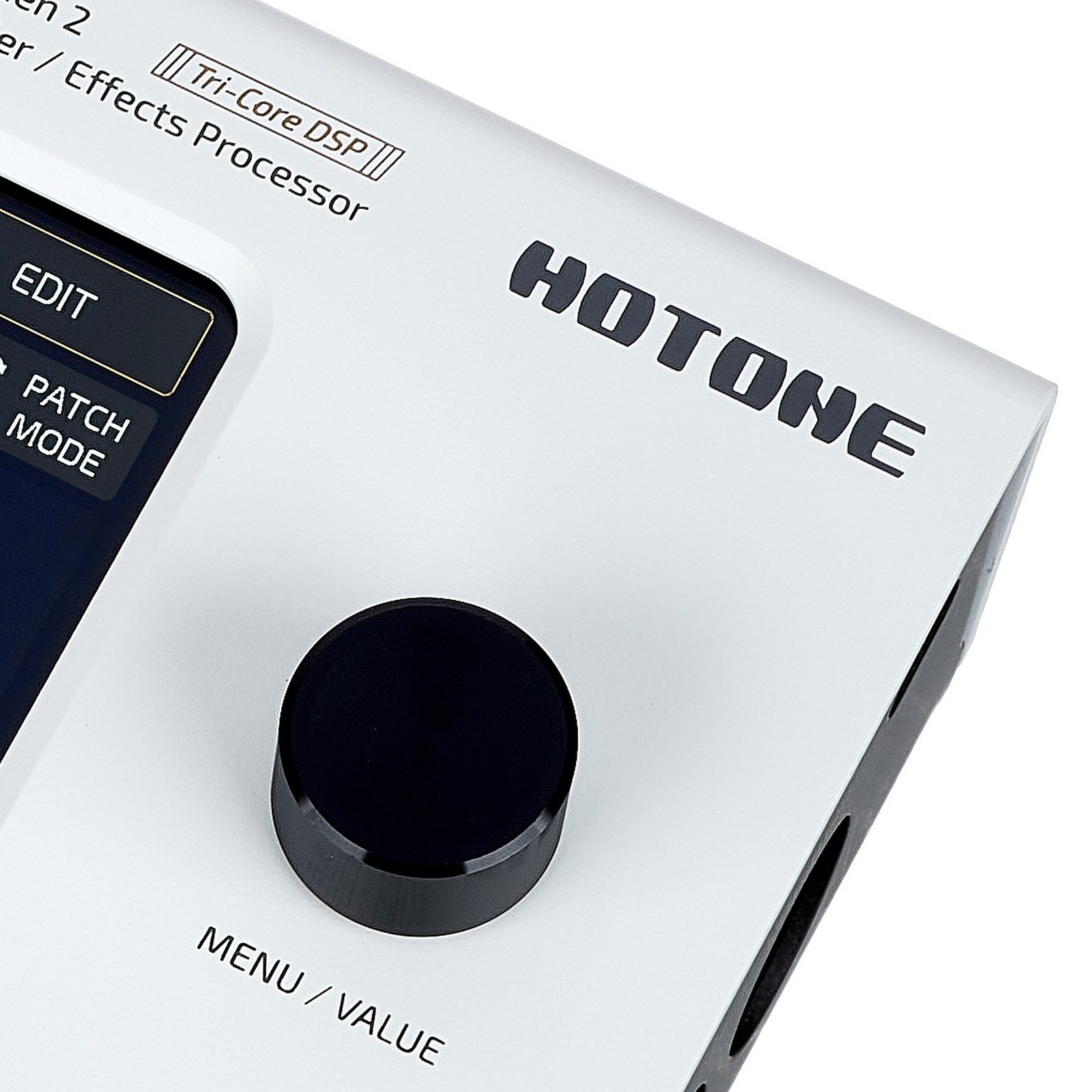 Drehregler und Logo an der Kante des Hotone Ampero II Stomp