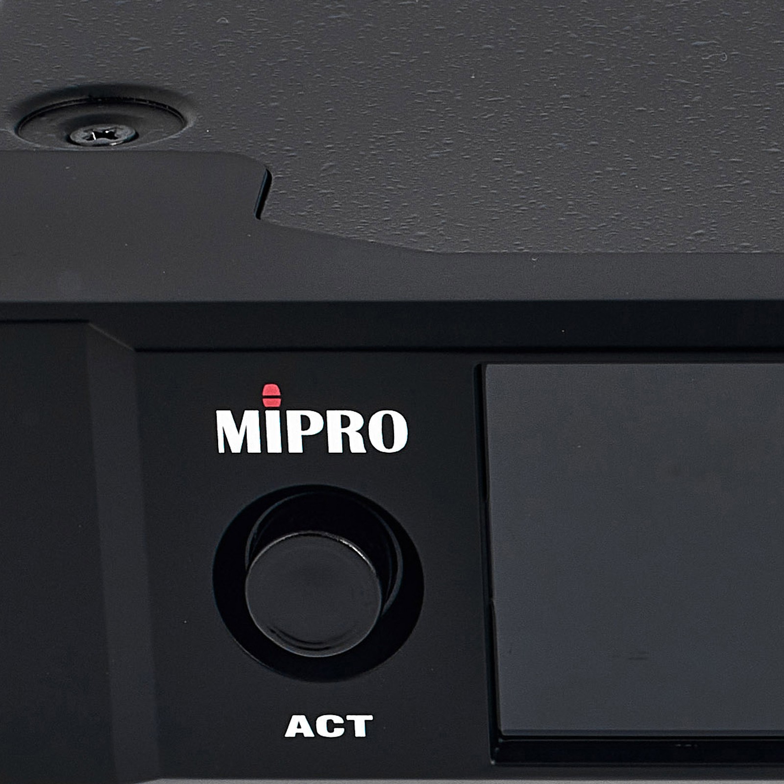 Frontseite des Mipro ACT-5801