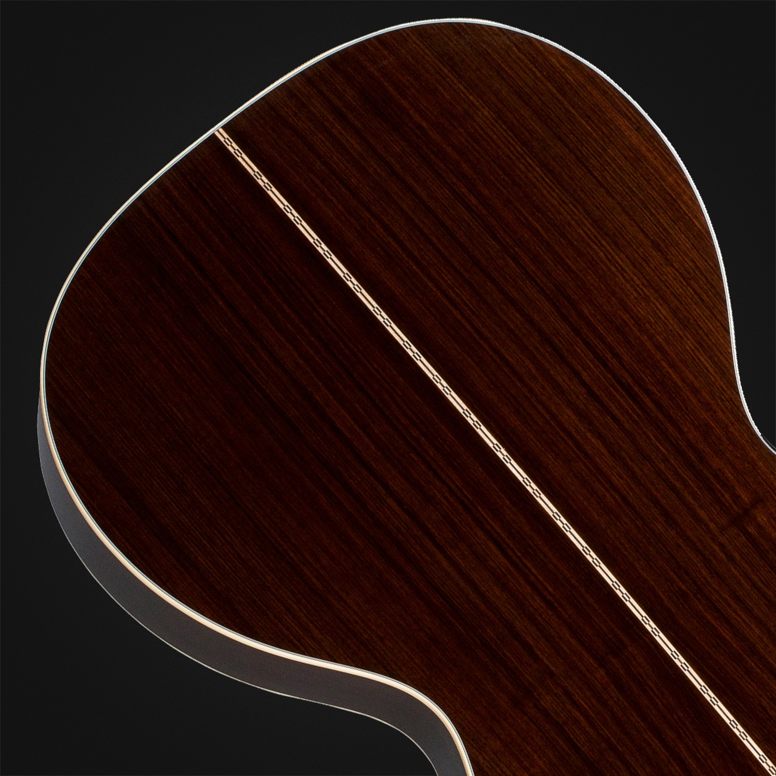 Rückseite der Martin Guitars OM28E LRB LH