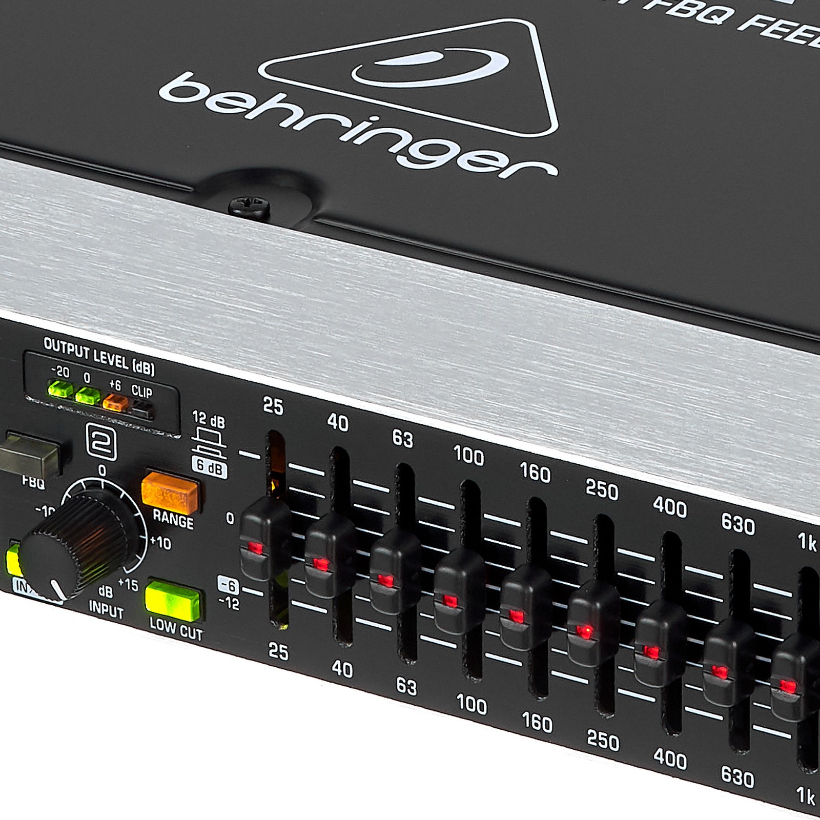 Oberseite des Behringer FBQ1502HD Ultragraph Pro mit Herstellerlogo