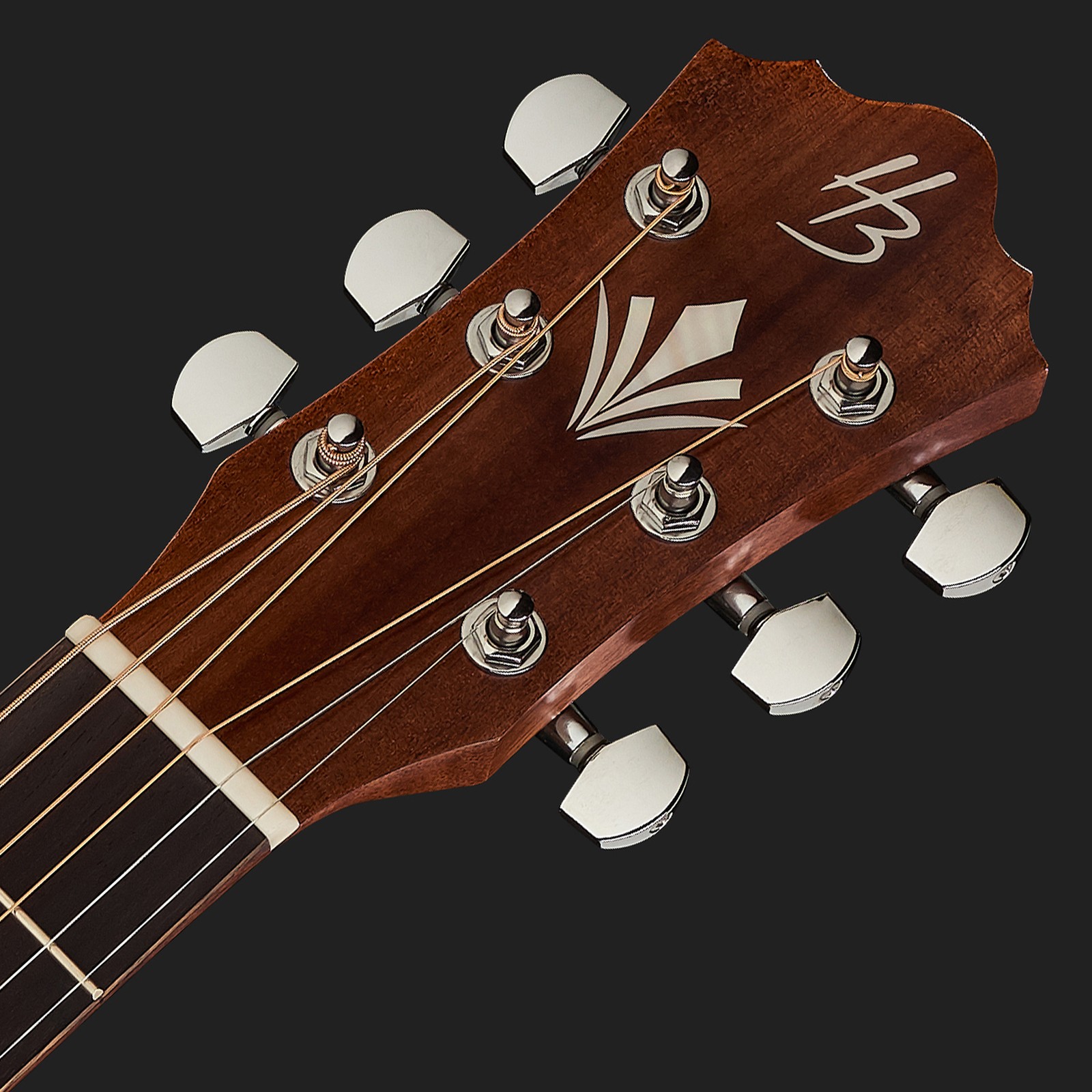 Westerngitarrenkopfplatte mit breitem Sattel 