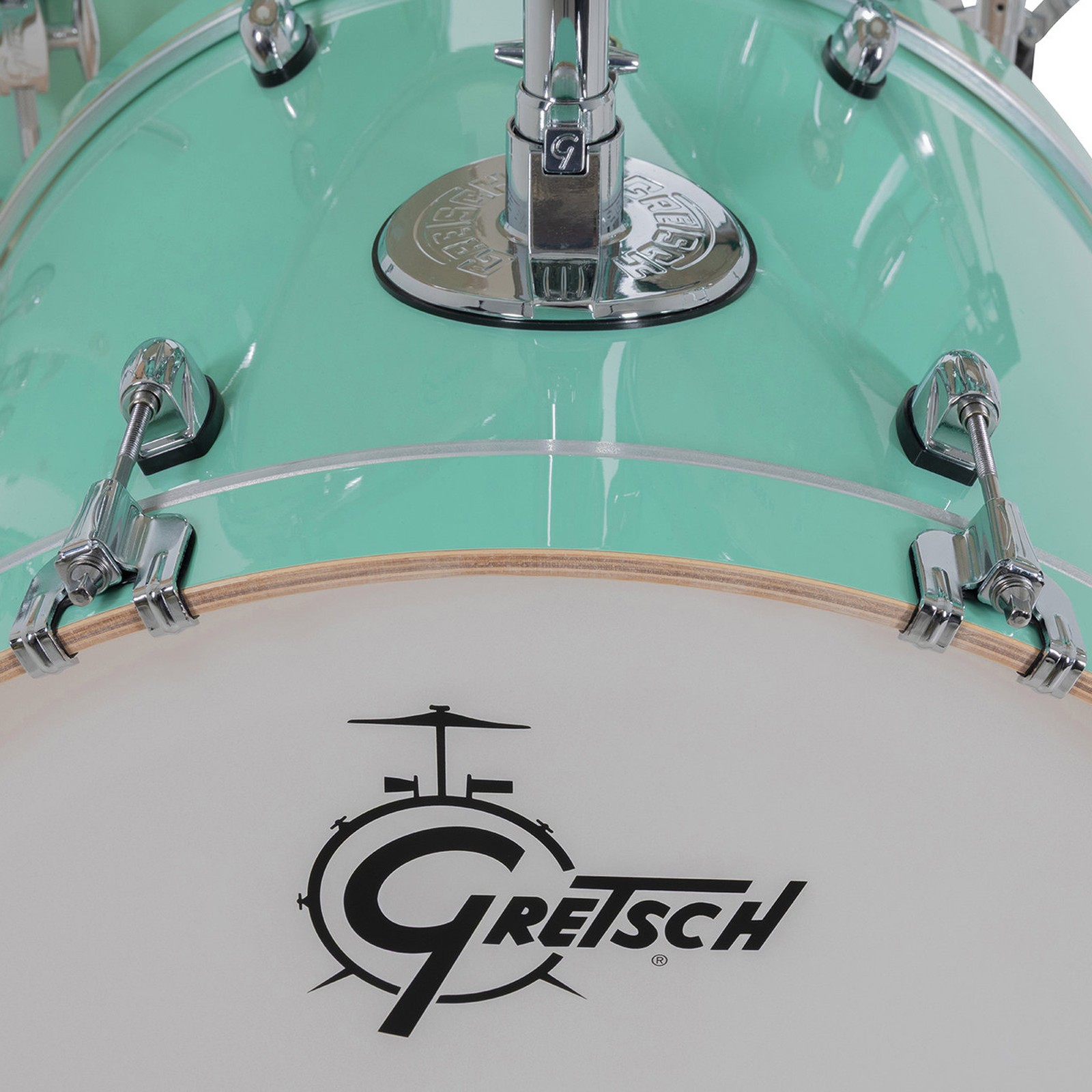 Herstellerbadge auf Gretsch Catalina Maple Bassdrum