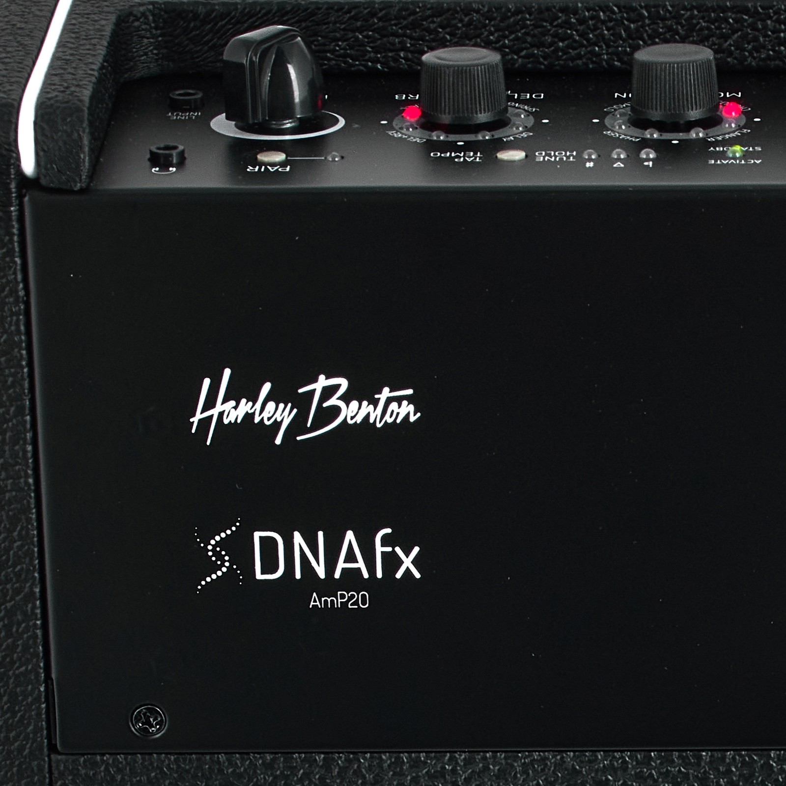 Herstellerlogo auf der Rückseite des Harley Benton DNAFX AmP20