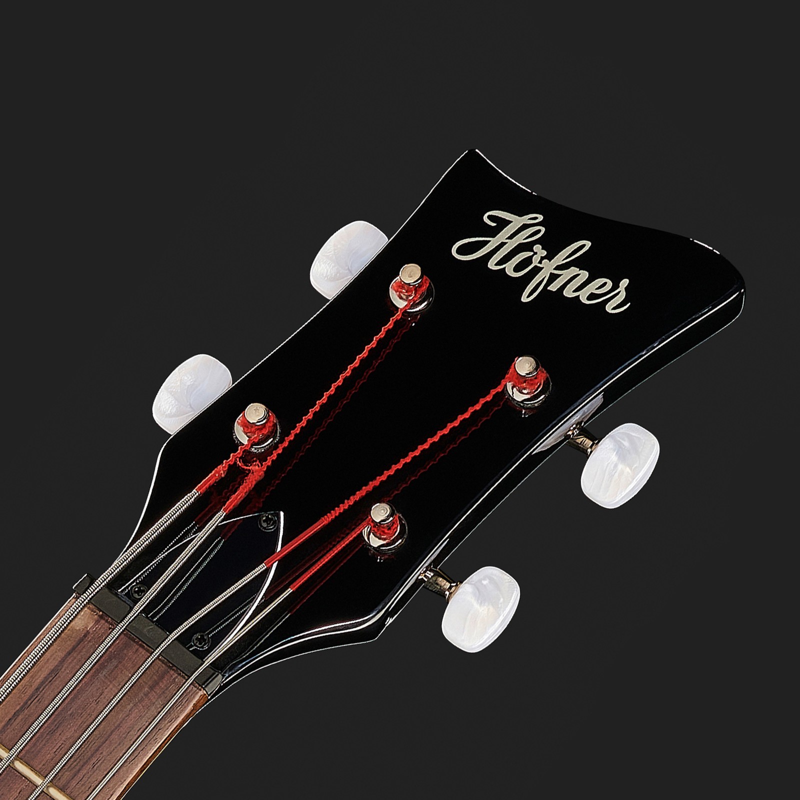 Kopfplatte des Höfner Club Bass Ignition SE TBK E-Bass