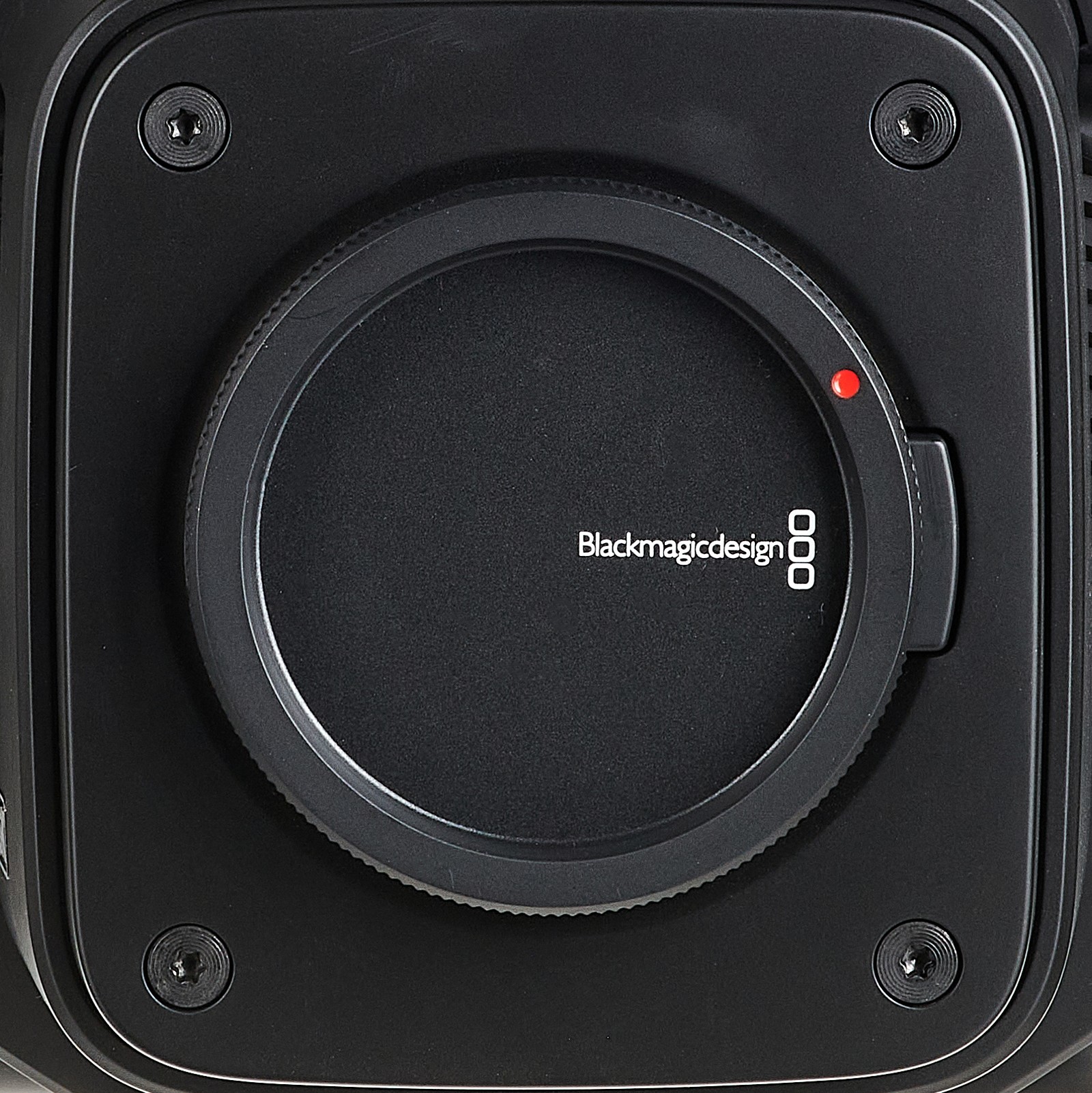 Blackmagic Design Studio Camera 6K Pro Objektivdeckel
