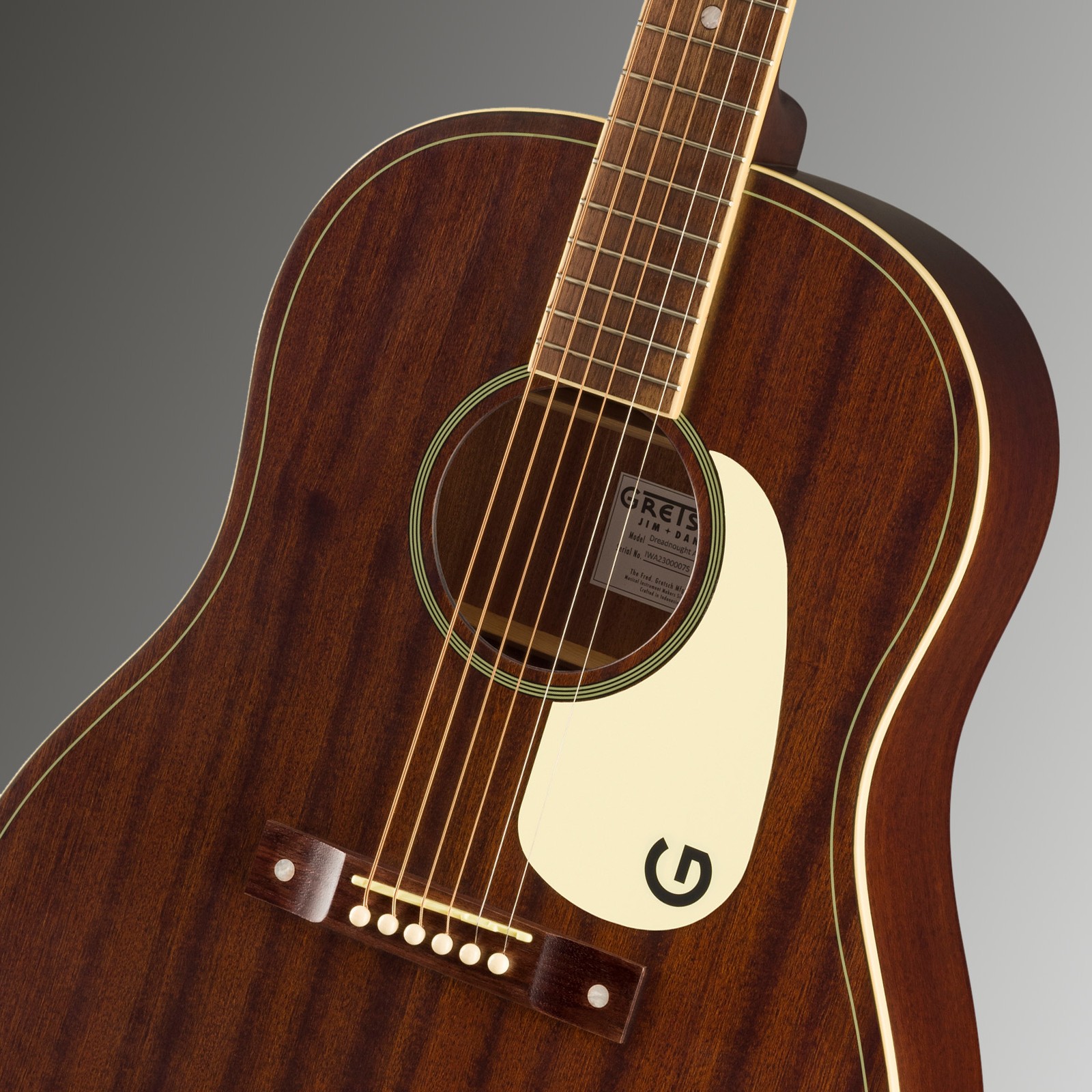 Sapele Mahagoni Decke der Gretsch JD Dread MAH WPG FRSTN mit weißem Schlagbrett