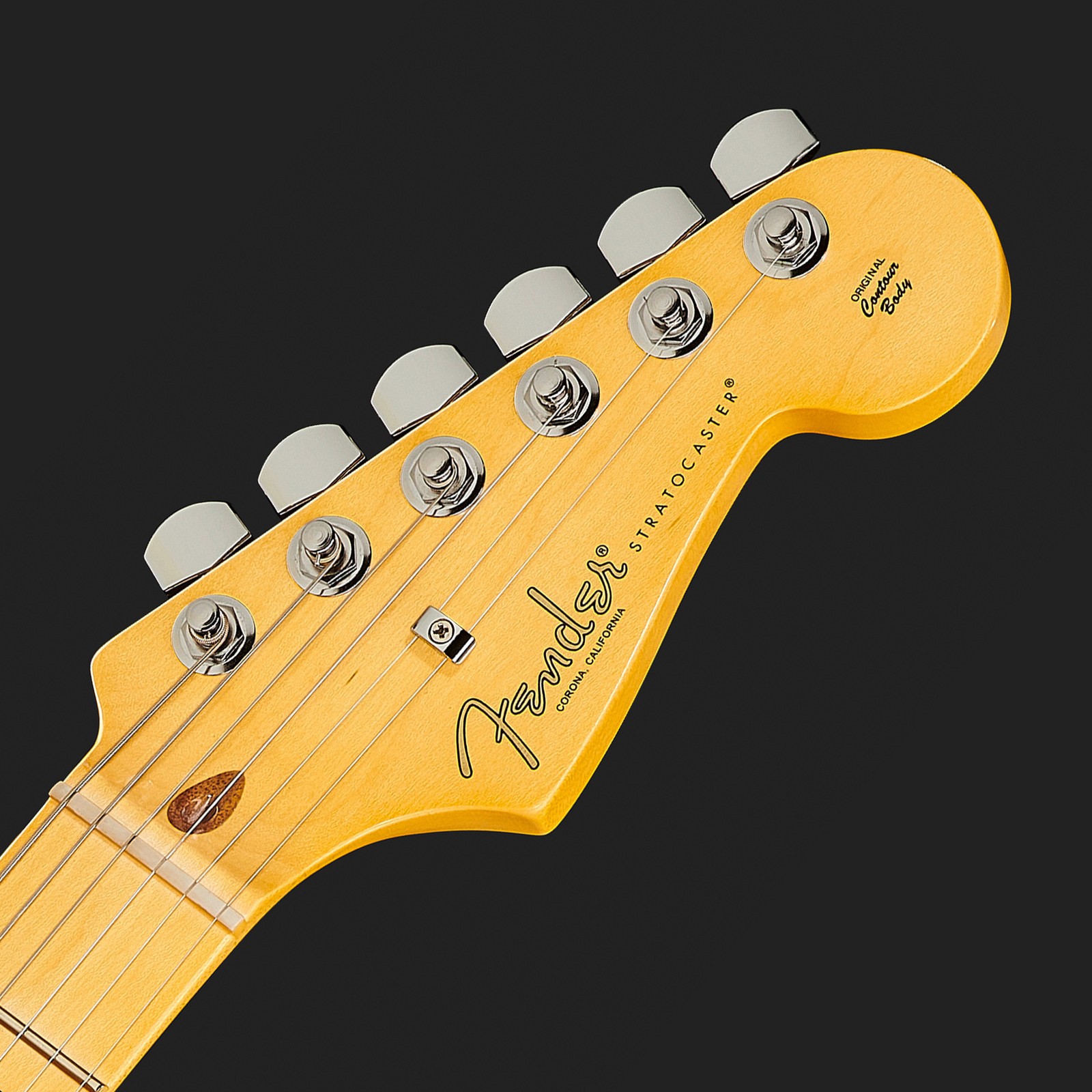 Kopfplatte der Fender AM Pro II Strat MN MBL E-Gitarre