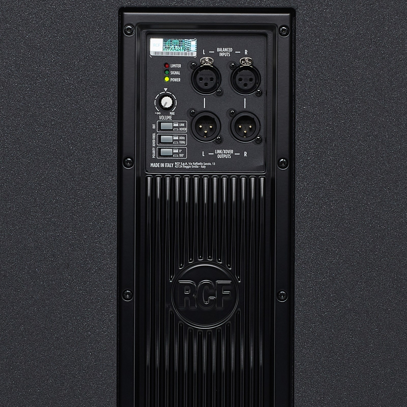 RCF SUB 702-AS MK3, Rückseite