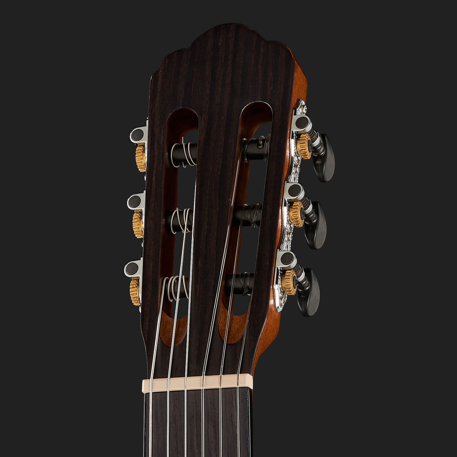 Kopfplatte der La Mancha Romero Granito 32-N Konzertgitarre