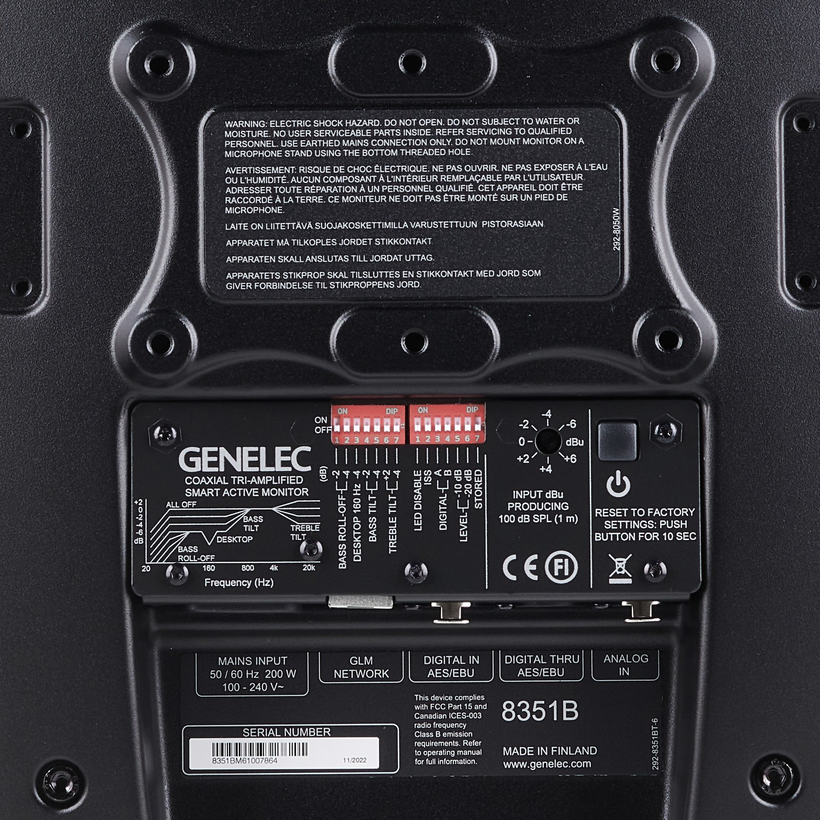 Panneau de commandes de l’enceinte de monitoring de studio à 3 voies Genelec 8351 BM