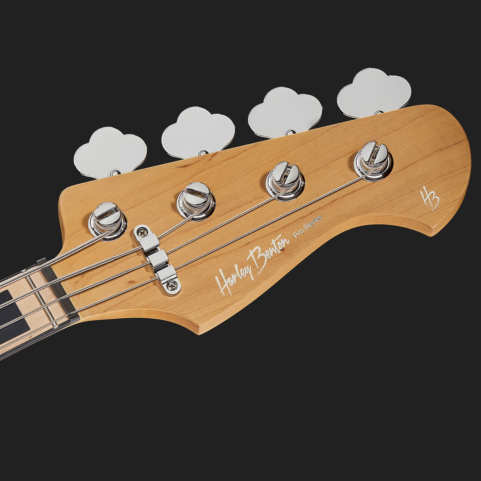 Harley Benton E-Bass Kopfplatte mit vier Saiten