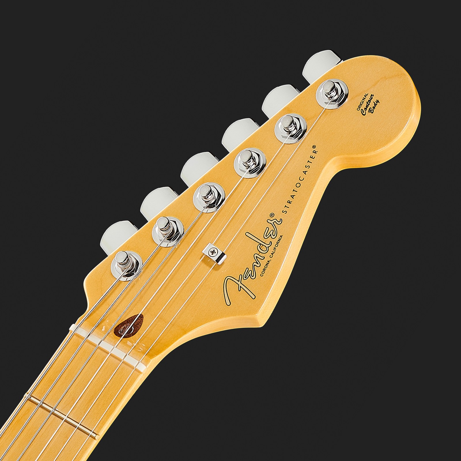 Kopfplatte der Fender AM Pro II Strat MN DK NIT E-Gitarre