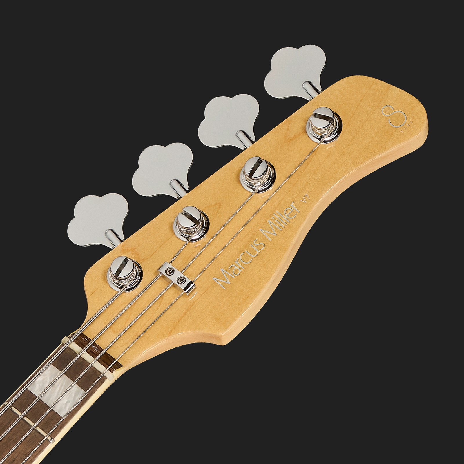 Kopfplatte des Marcus Miller V7 Alder-4 AWH 2nd Gen E-Bass