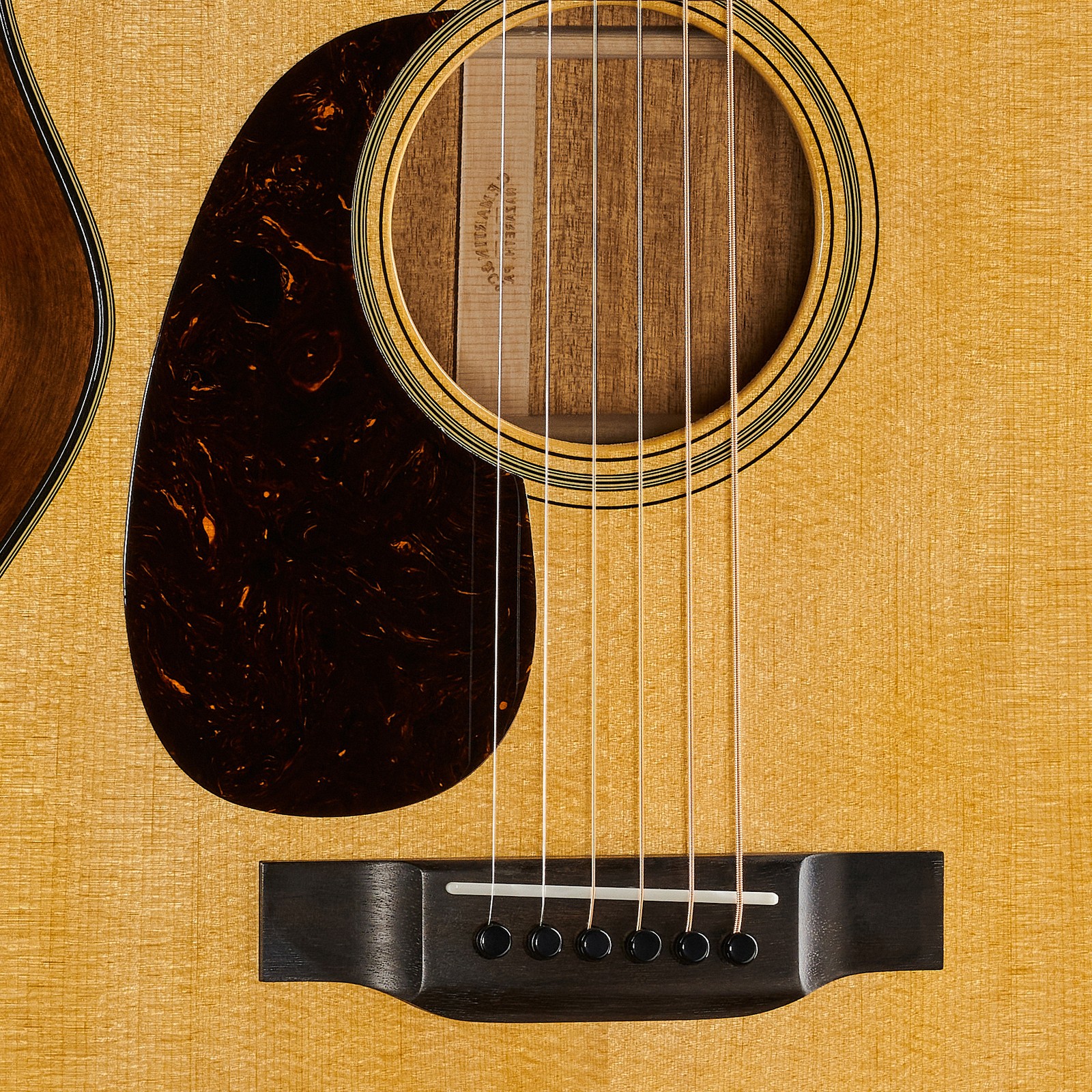 Fichtendecke der Martin Guitar 0018 LH Westerngitarre