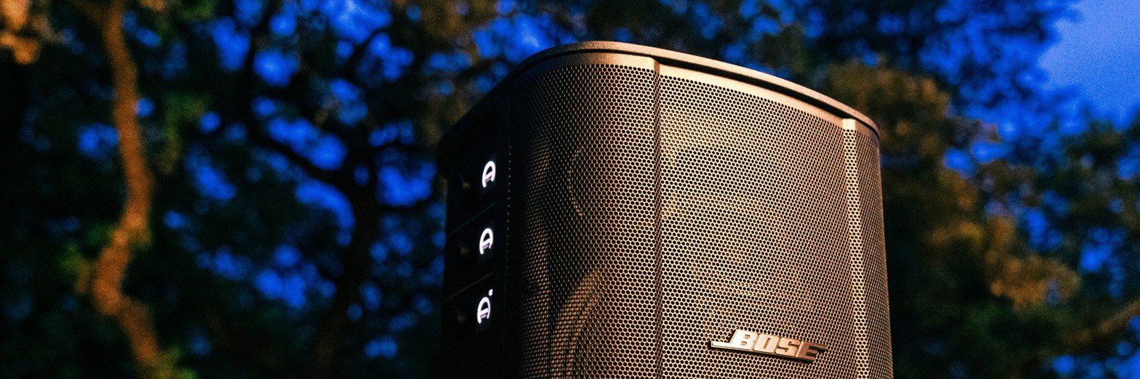 Altoparlante PA Bose S1 Pro+ a batteria all'esterno