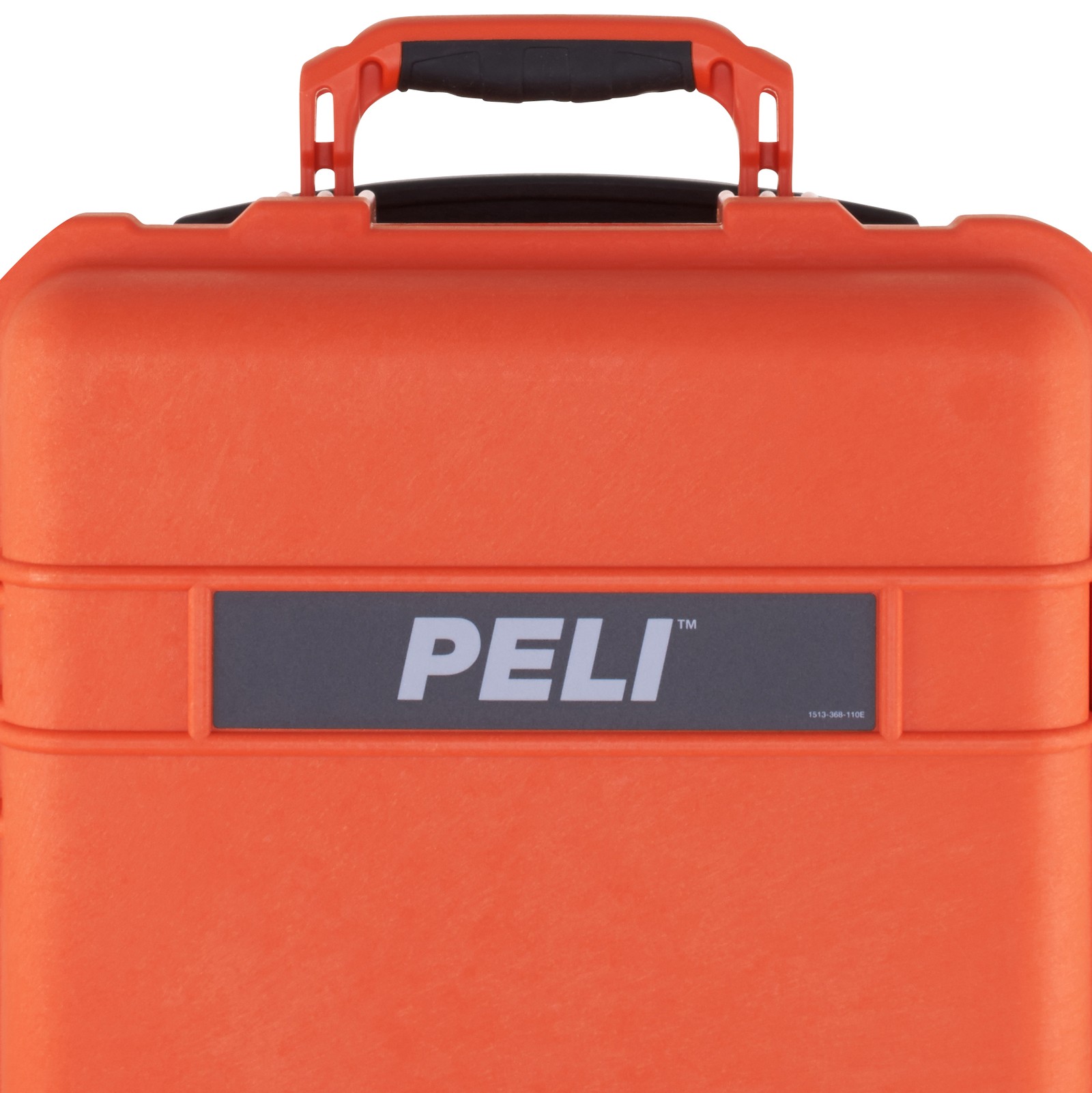 Peli Logo auf dem 1510 Foam Orange Equipment-Koffer