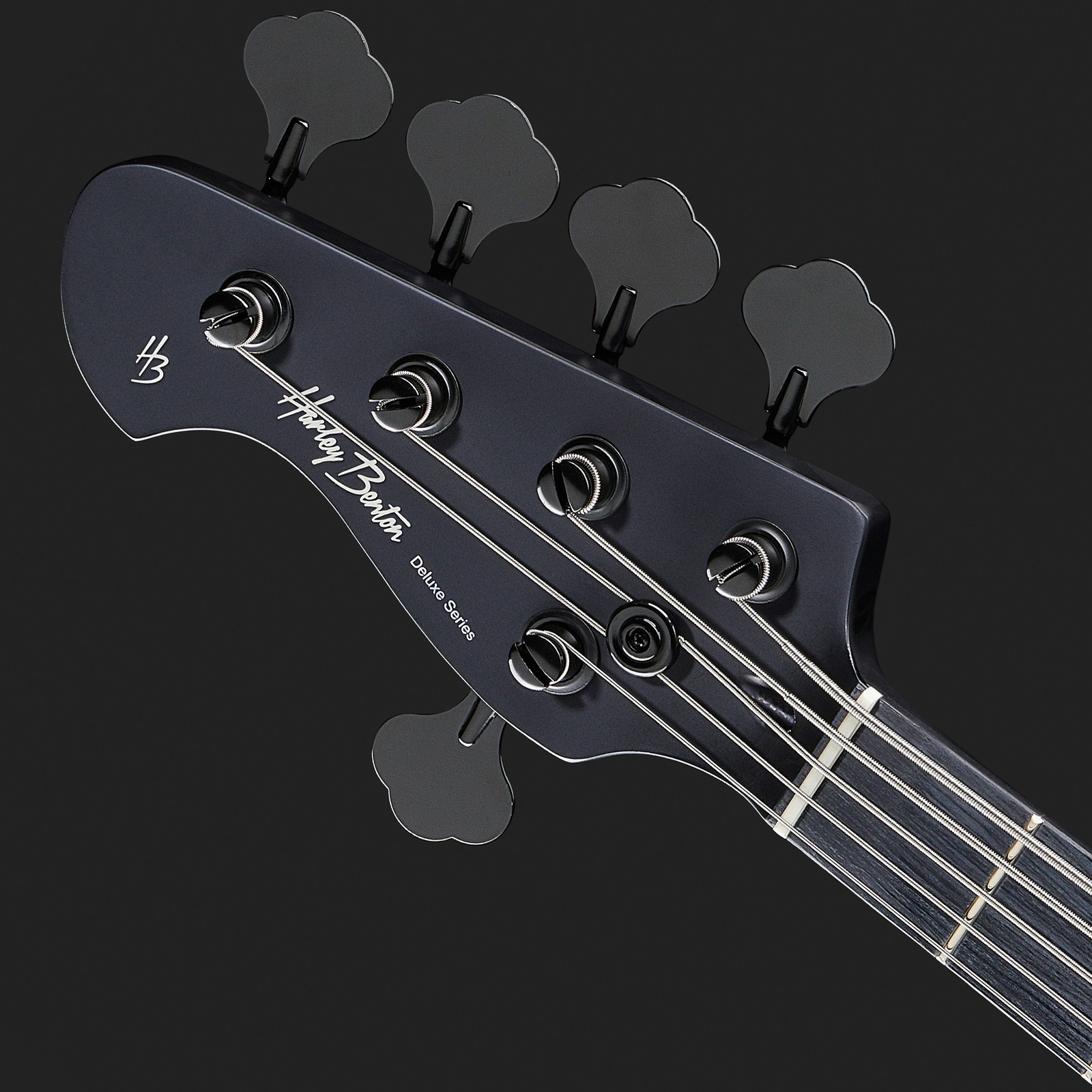 E-Bass Kopfplatte mit fünf Saiten von Harley Benton