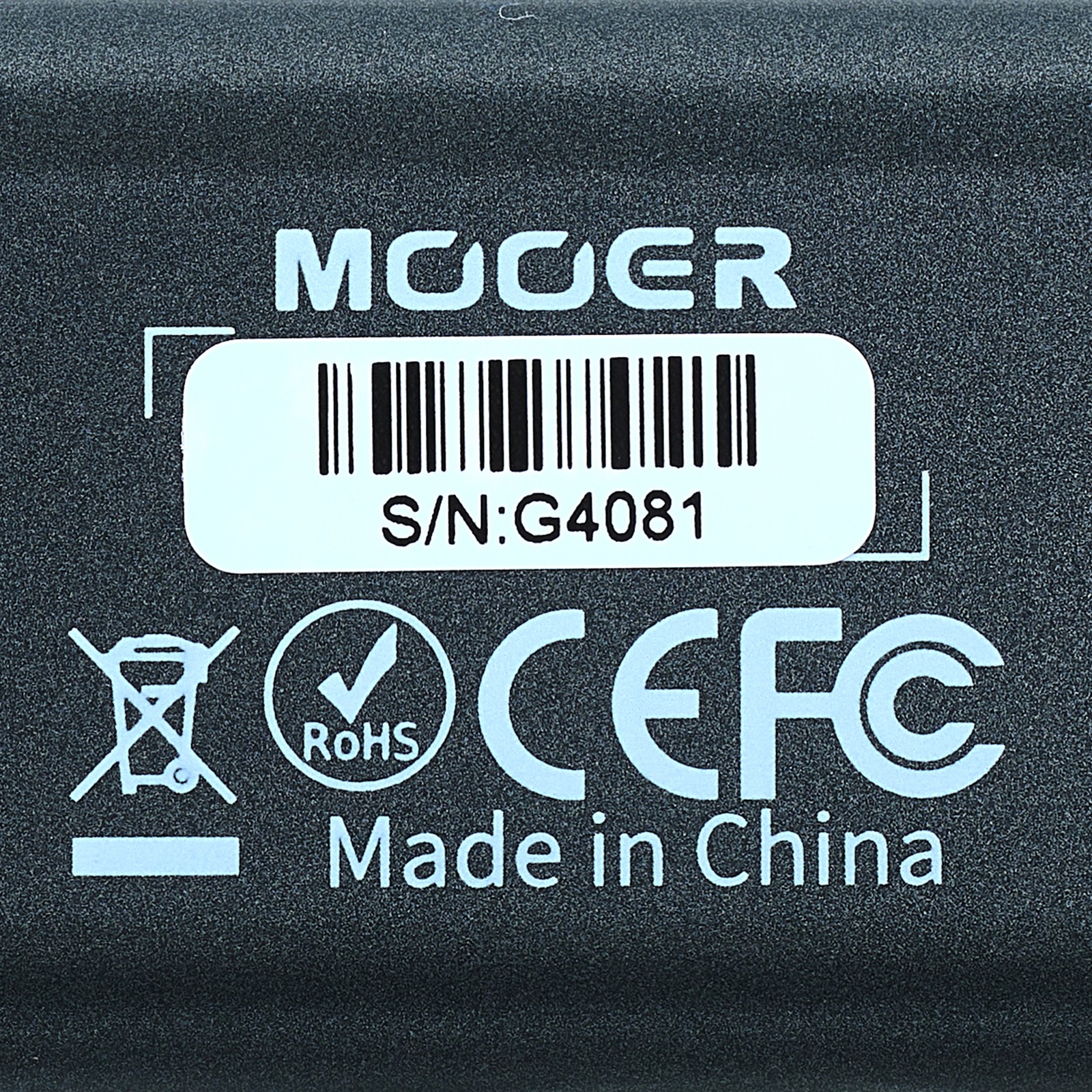 Close-up logo on Mooer Air P05 wireless system