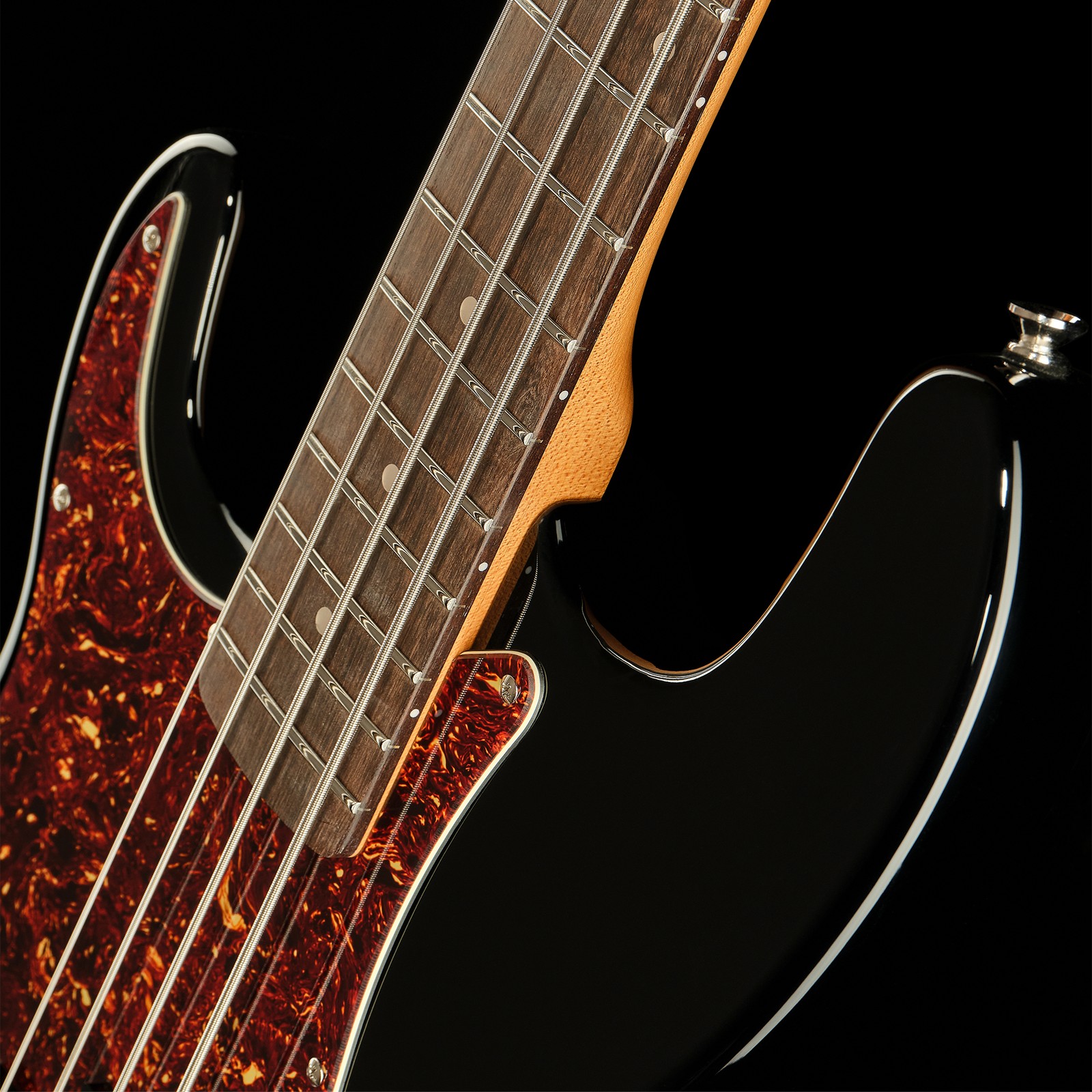 Korpus des Harley Benton PB-62CC LH Black