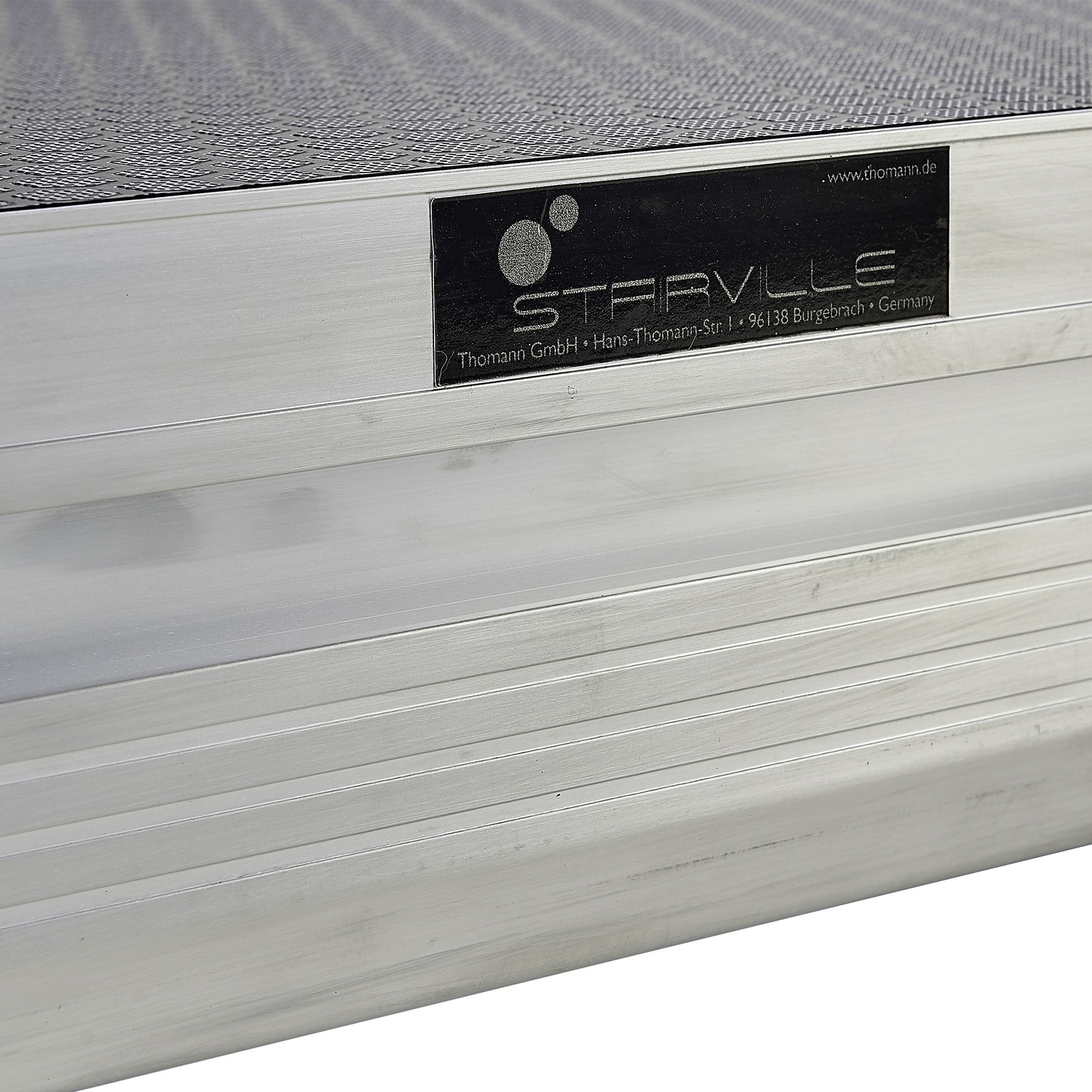 Stairville Tour Stage Platform 1x0.5m ODW – Bühnenpodest für den Außenbereich