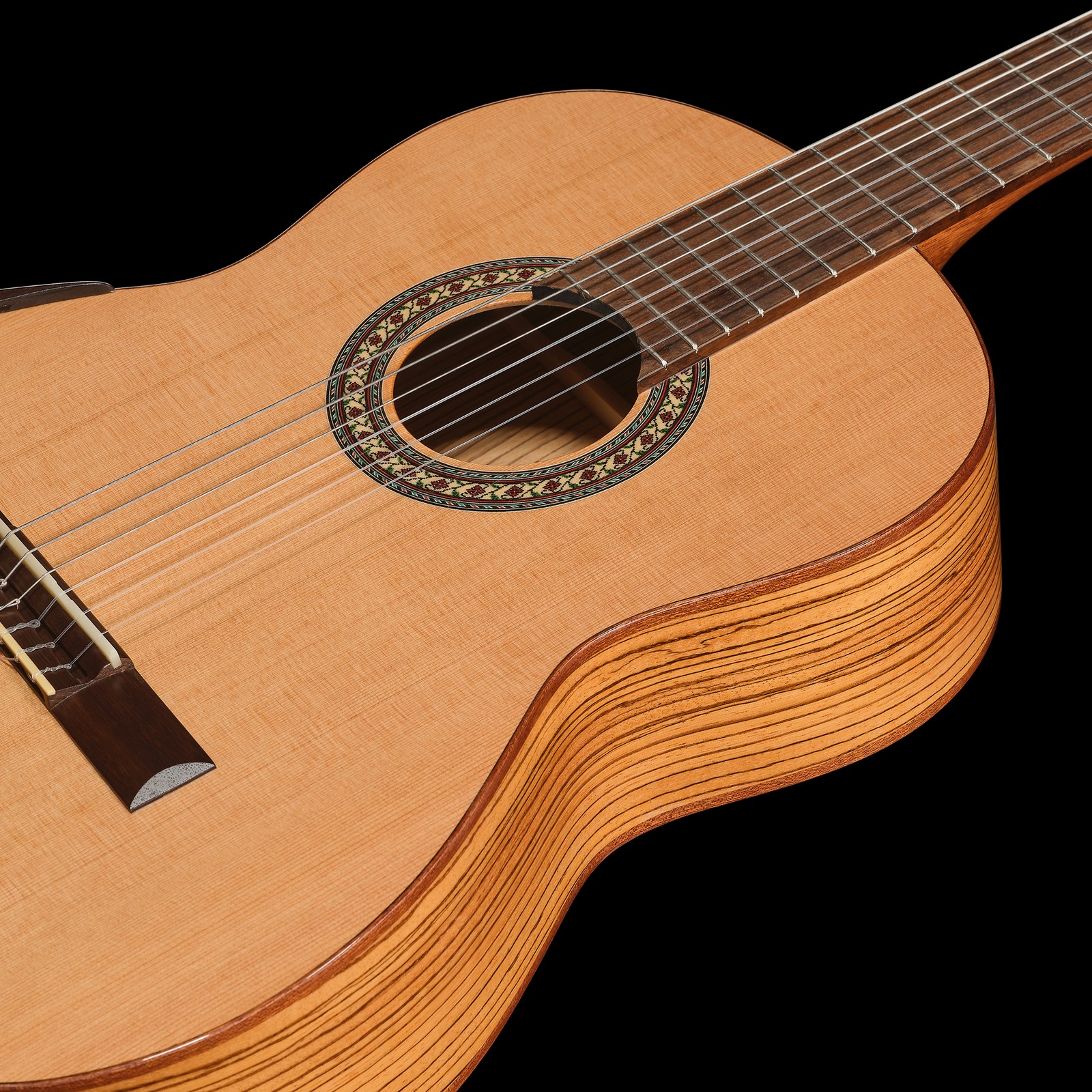 Decke der Manuel Rodriguez 40-C Cedar Zebrano