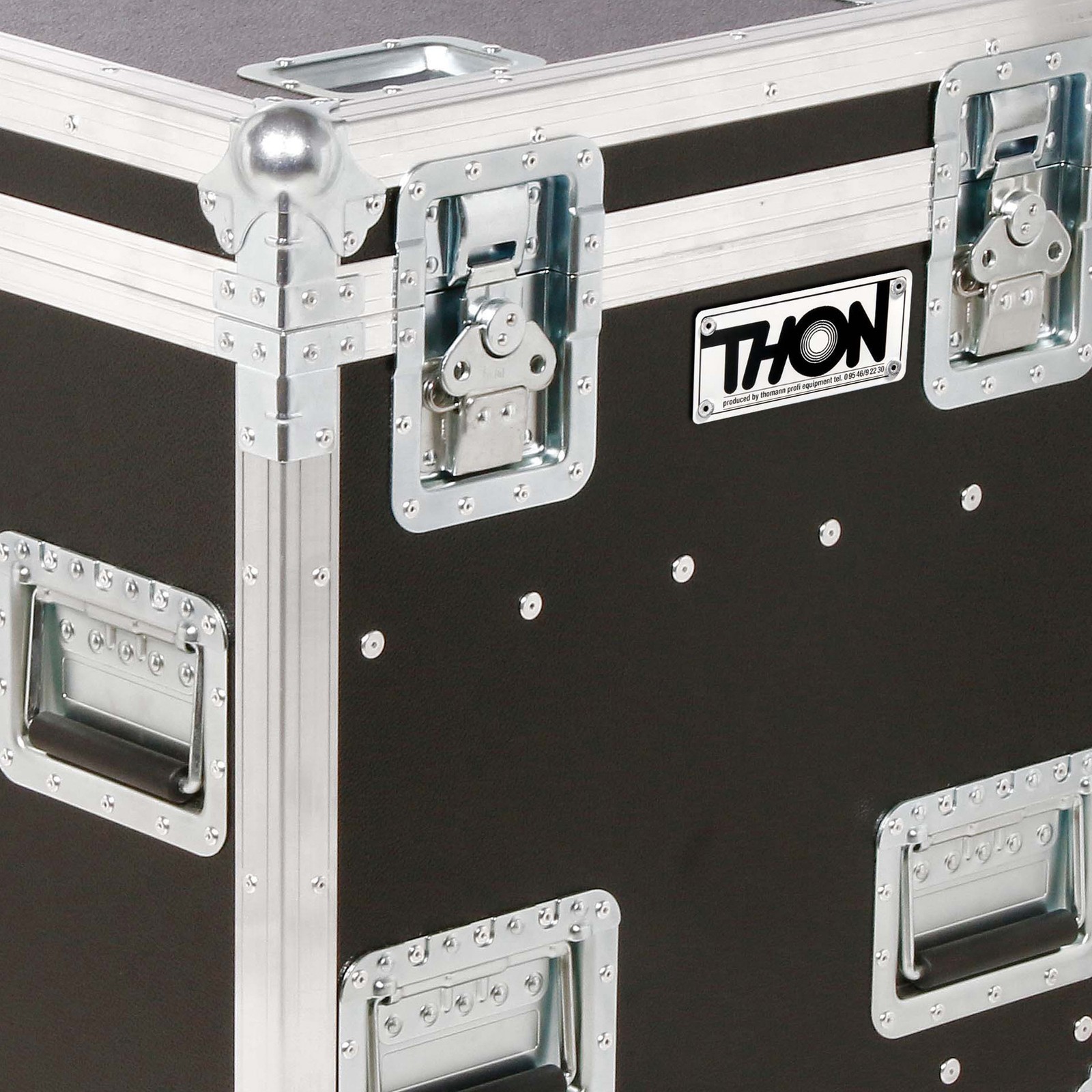 Thon Multiflex Roadcase 60, Logo