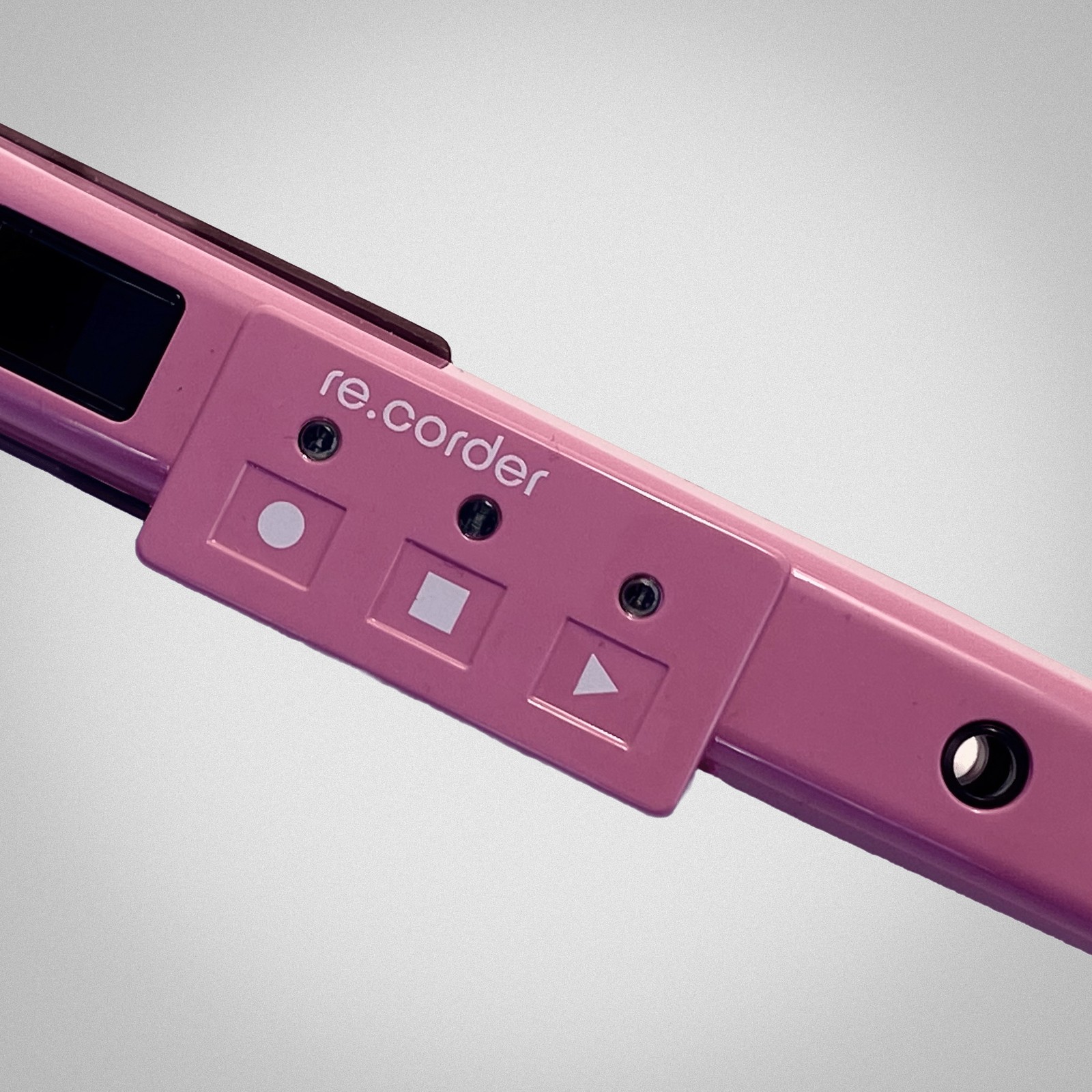 Artinoise Re.corder Pink, Logo