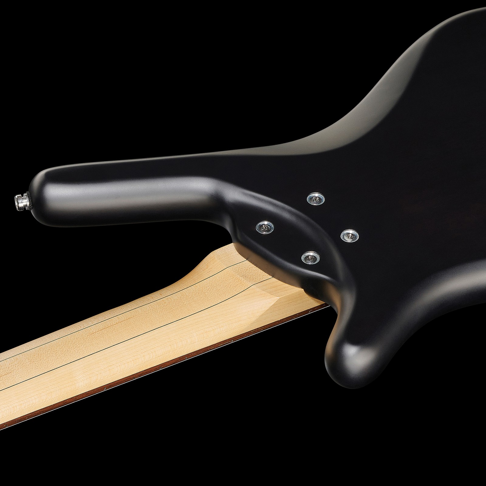 Warwick RB Corvette Multi 5 SBS, fanned-fret five-string bass, rear view