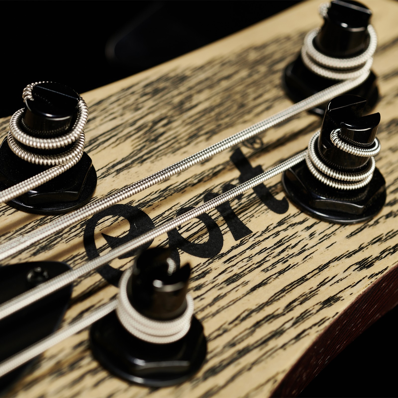 Cort A4 Ultra Ash – Kopfplatte