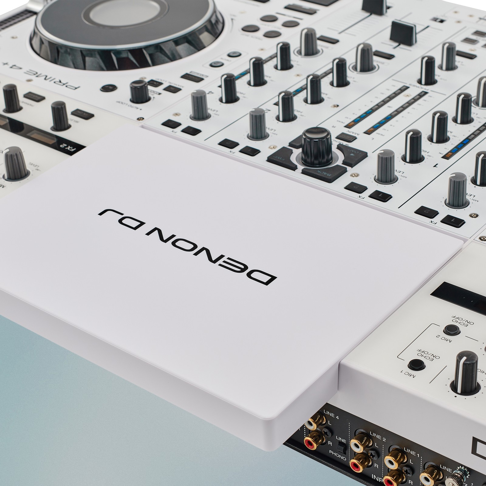 Denon DJ Prime 4+ White, Logo