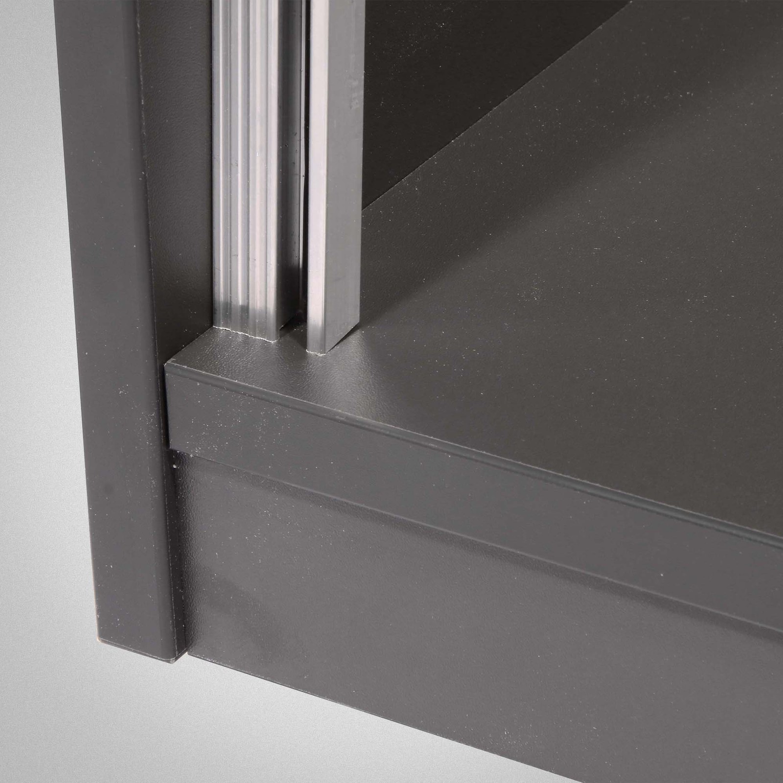 Thon Studio Rack 5002G 21HE, Detail