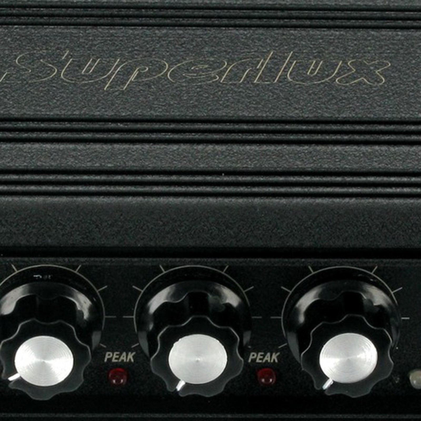 Superlux Logo auf dem HA3D