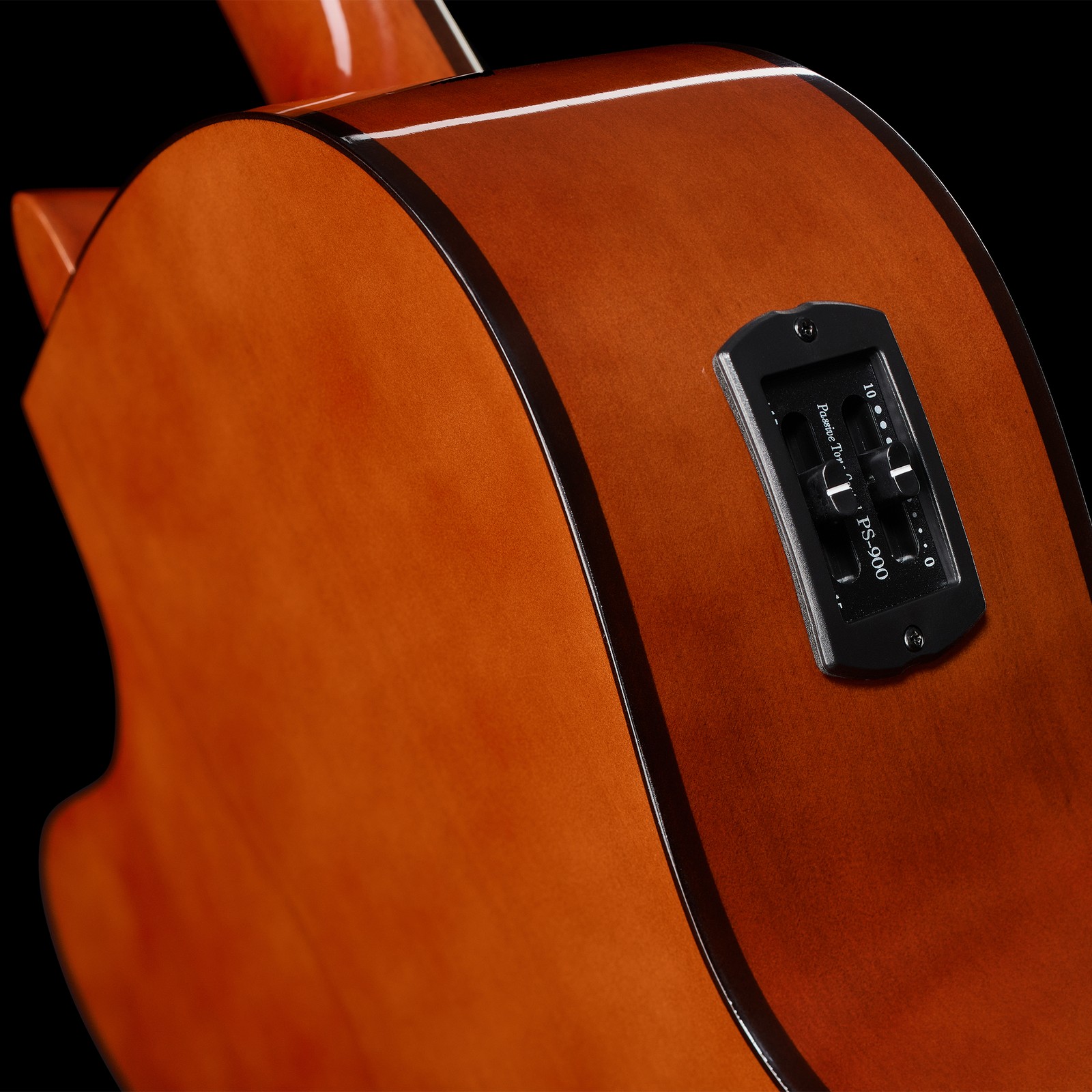 Preamp der Harley Benton CG300CE Konzertgitarre natur