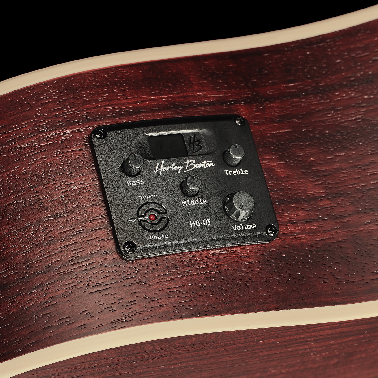 Preamp der Harley Benton HBJ-45E SBK